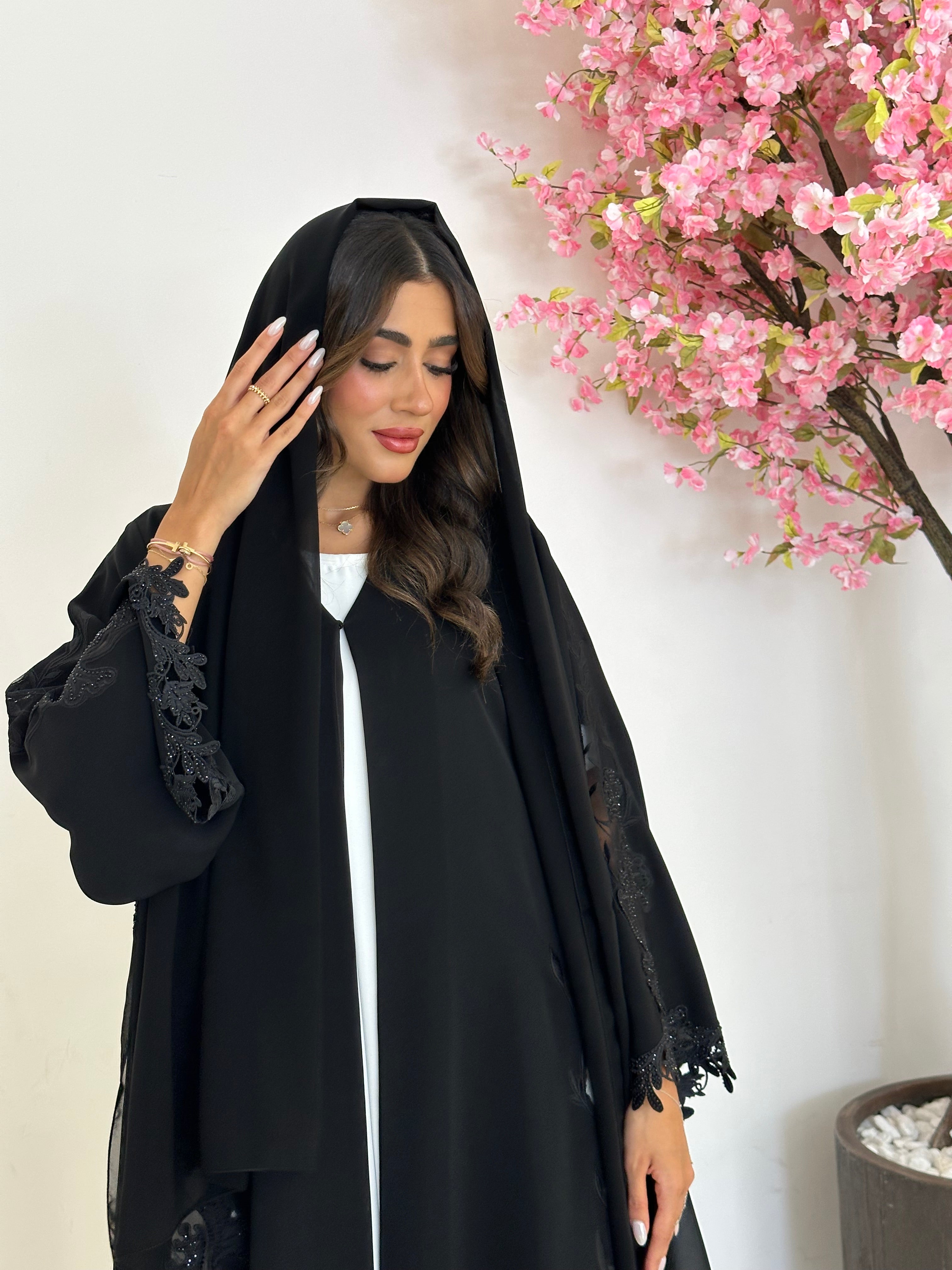 C 1188 Black Abaya