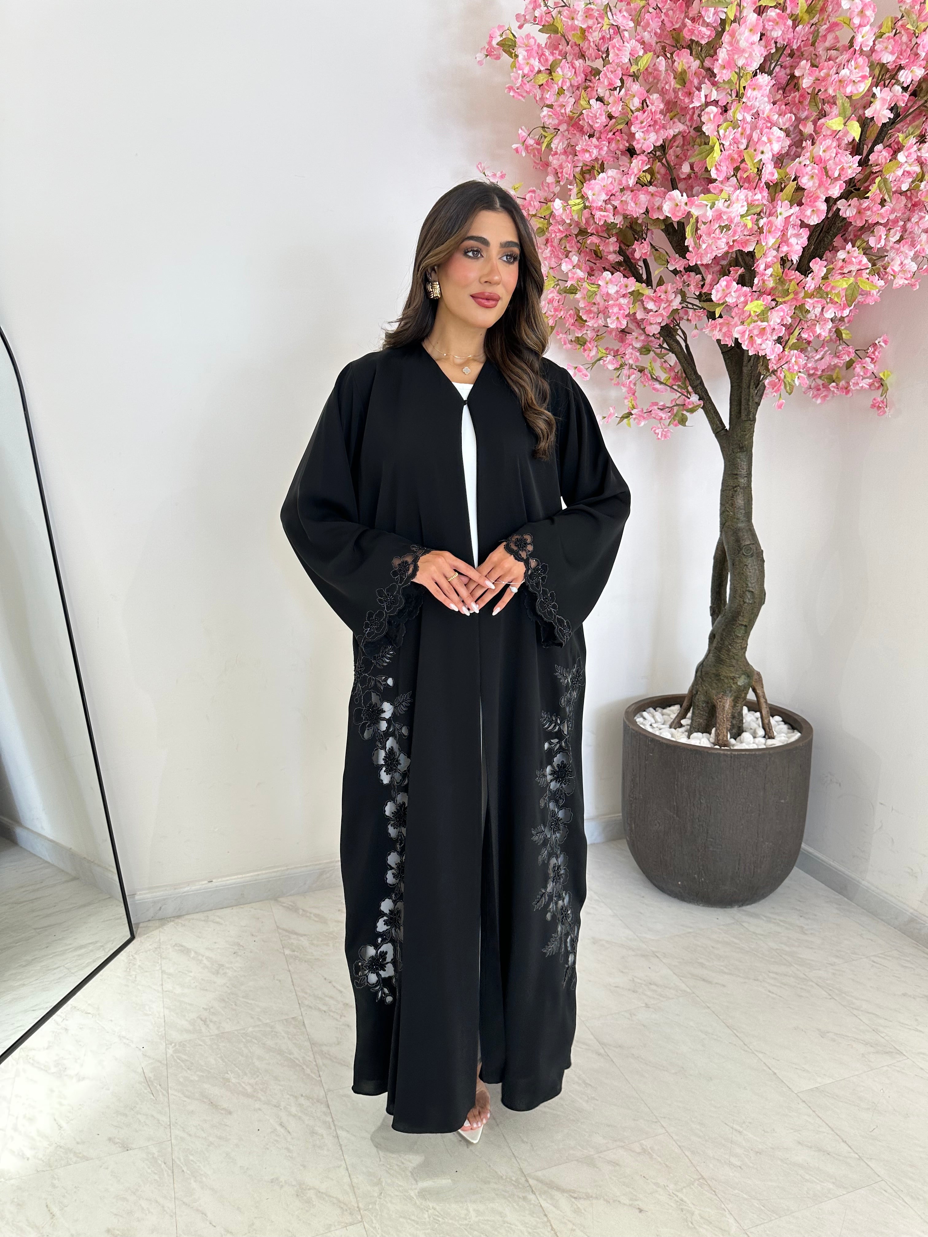 عباية سوداء رقم 1191