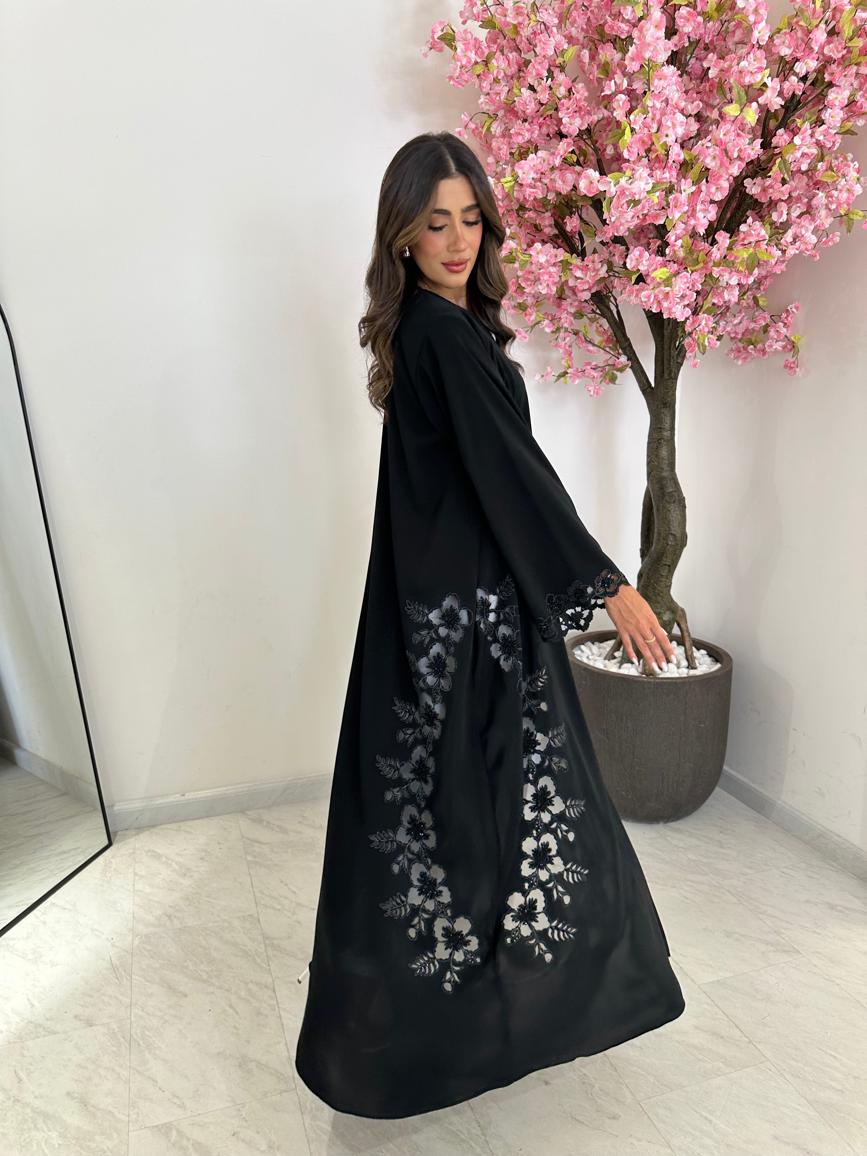 عباية سوداء رقم 1191