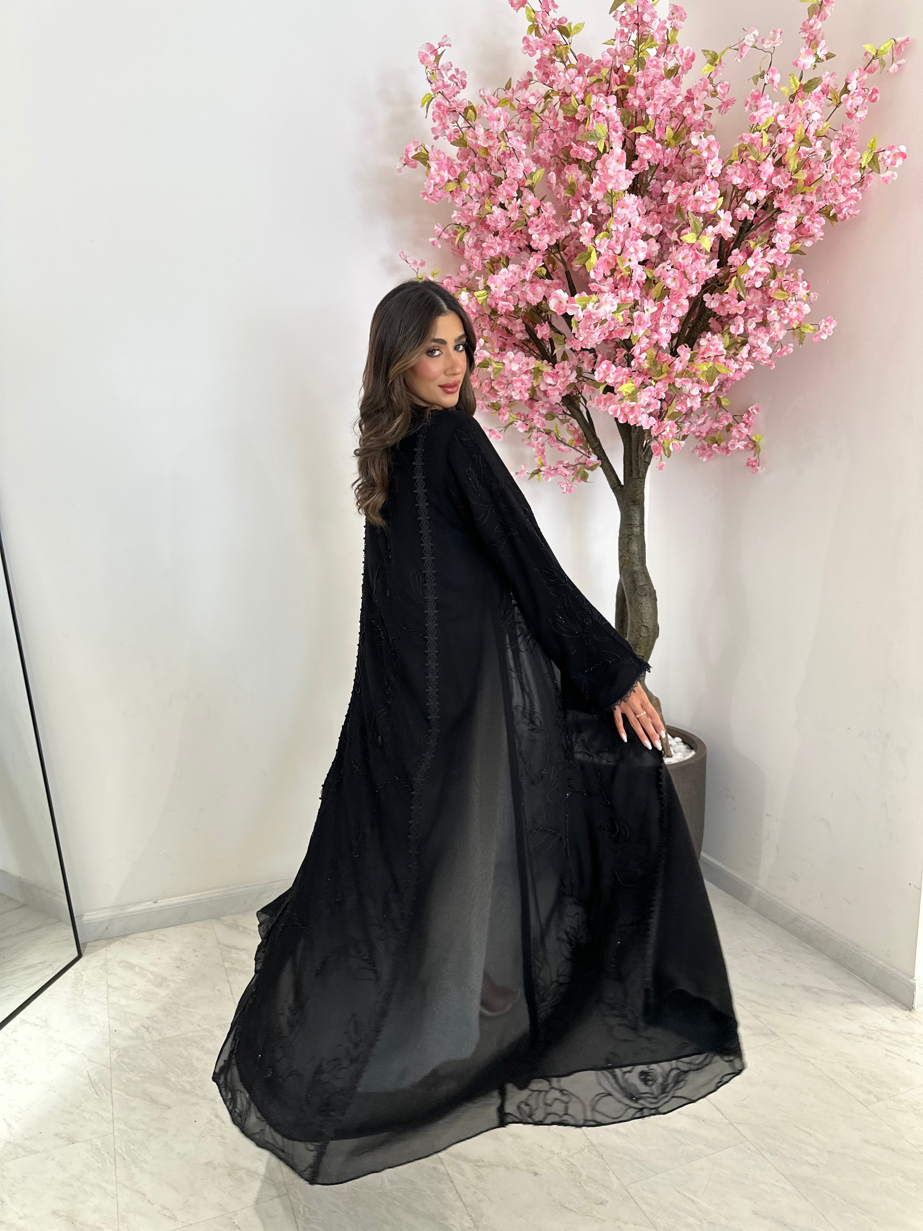 C 1194 Black Abaya