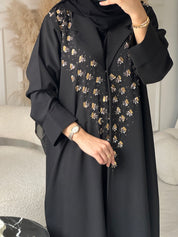 C 0929 عباية عيد سوداء مطرزة بالخرز