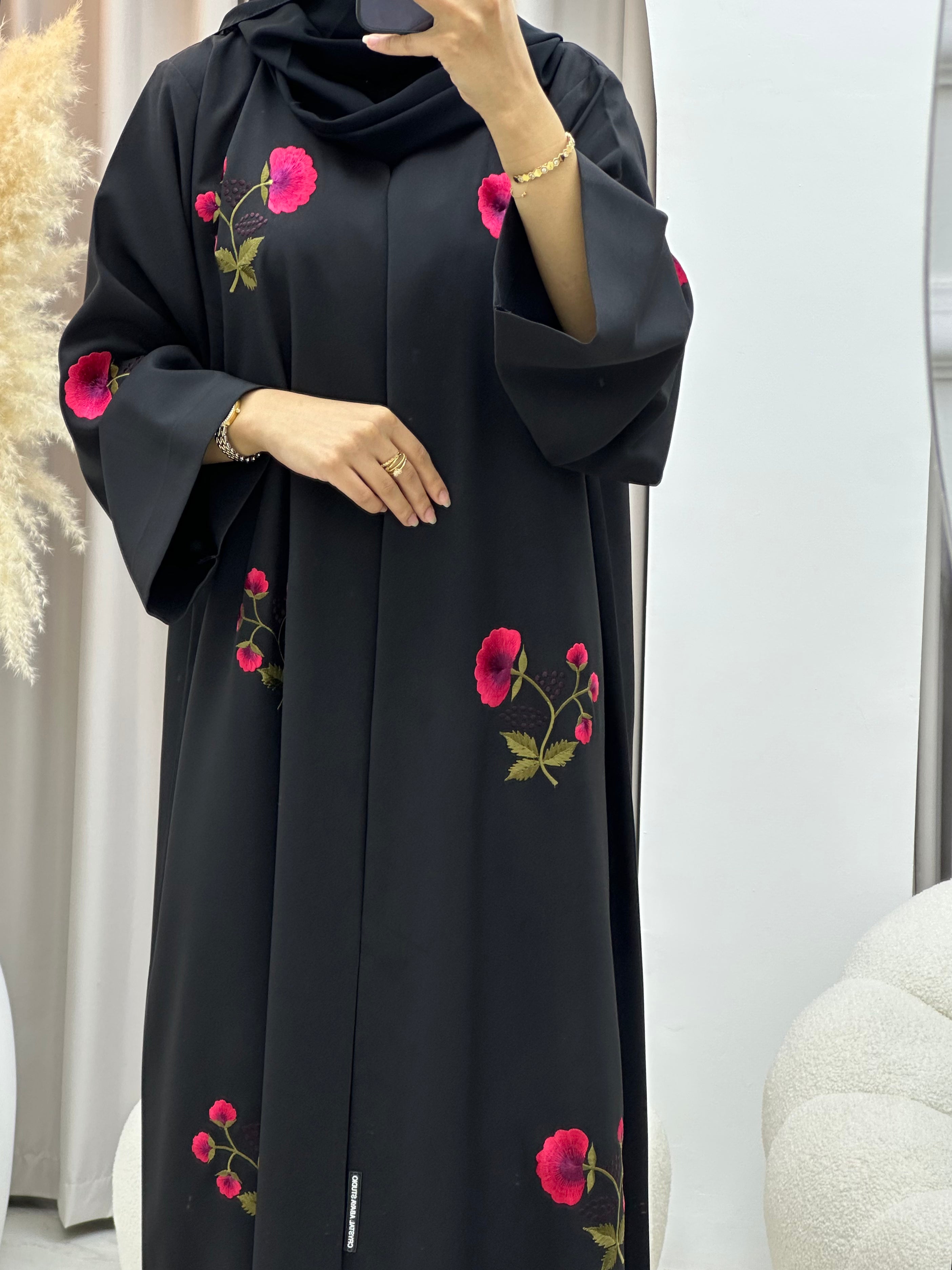 C 0434 Black Pink Floral Abaya
