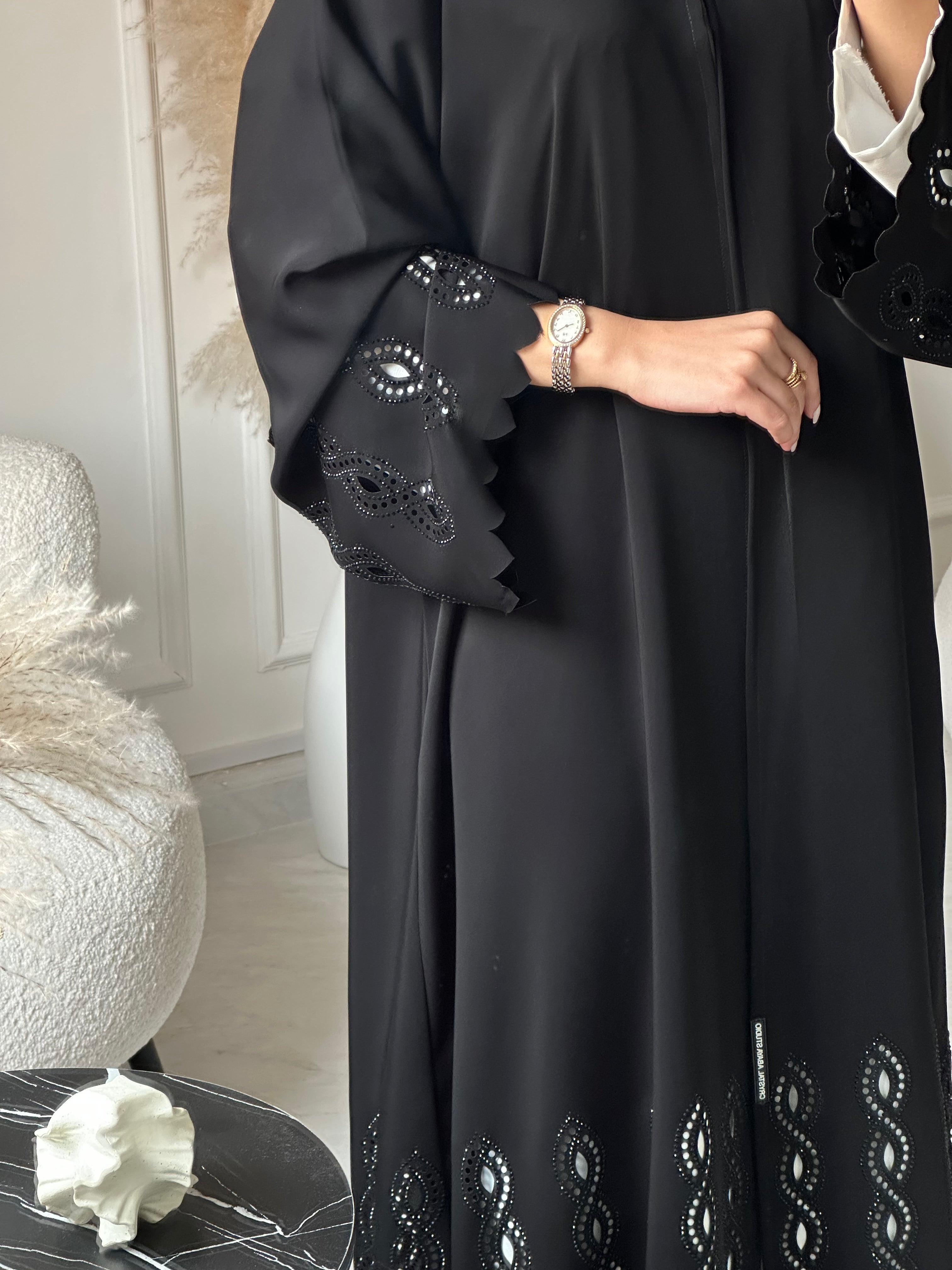 C 0946 Black Lasercut Abaya