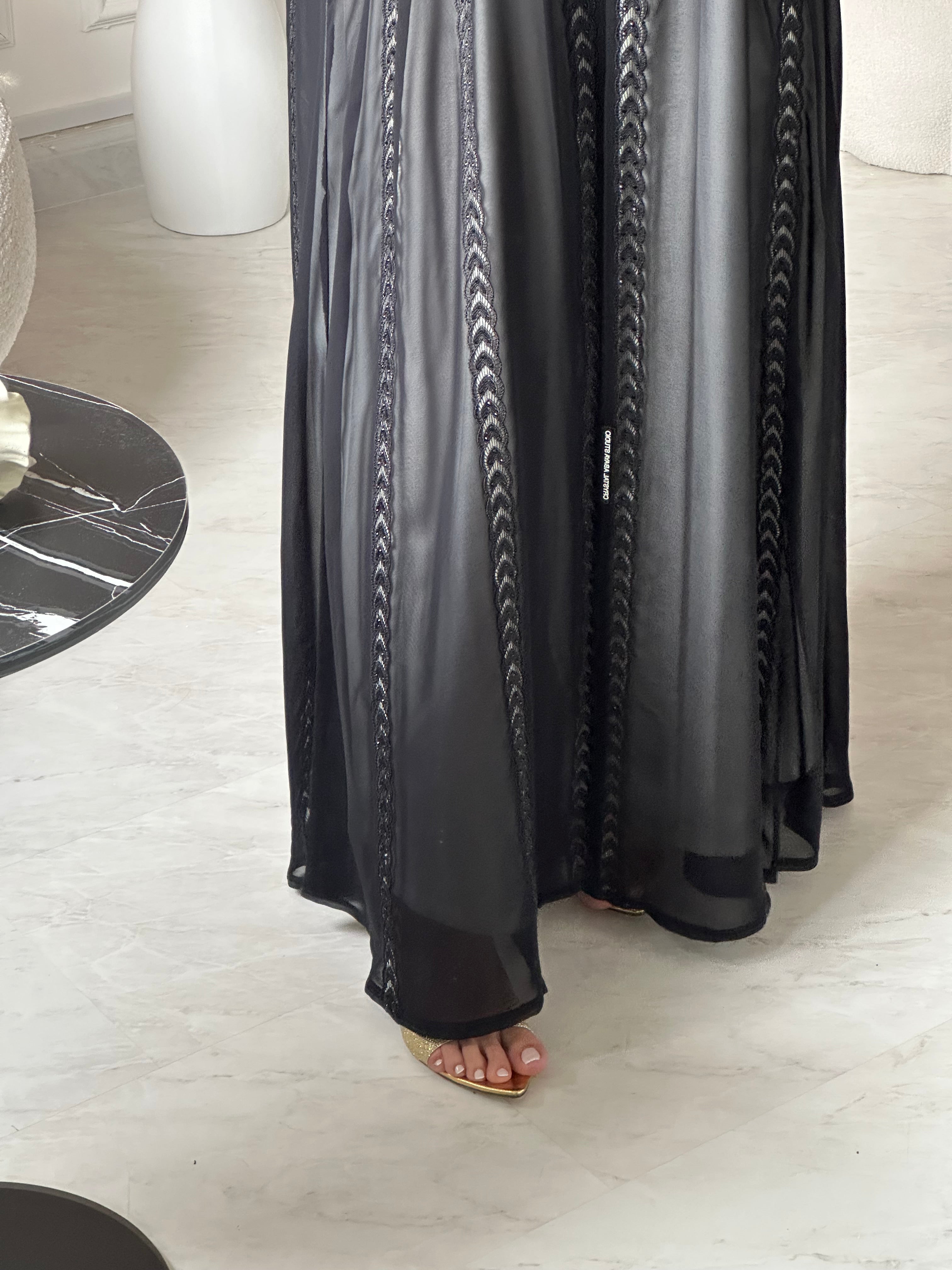 عباية دانتيل سوداء C 0947