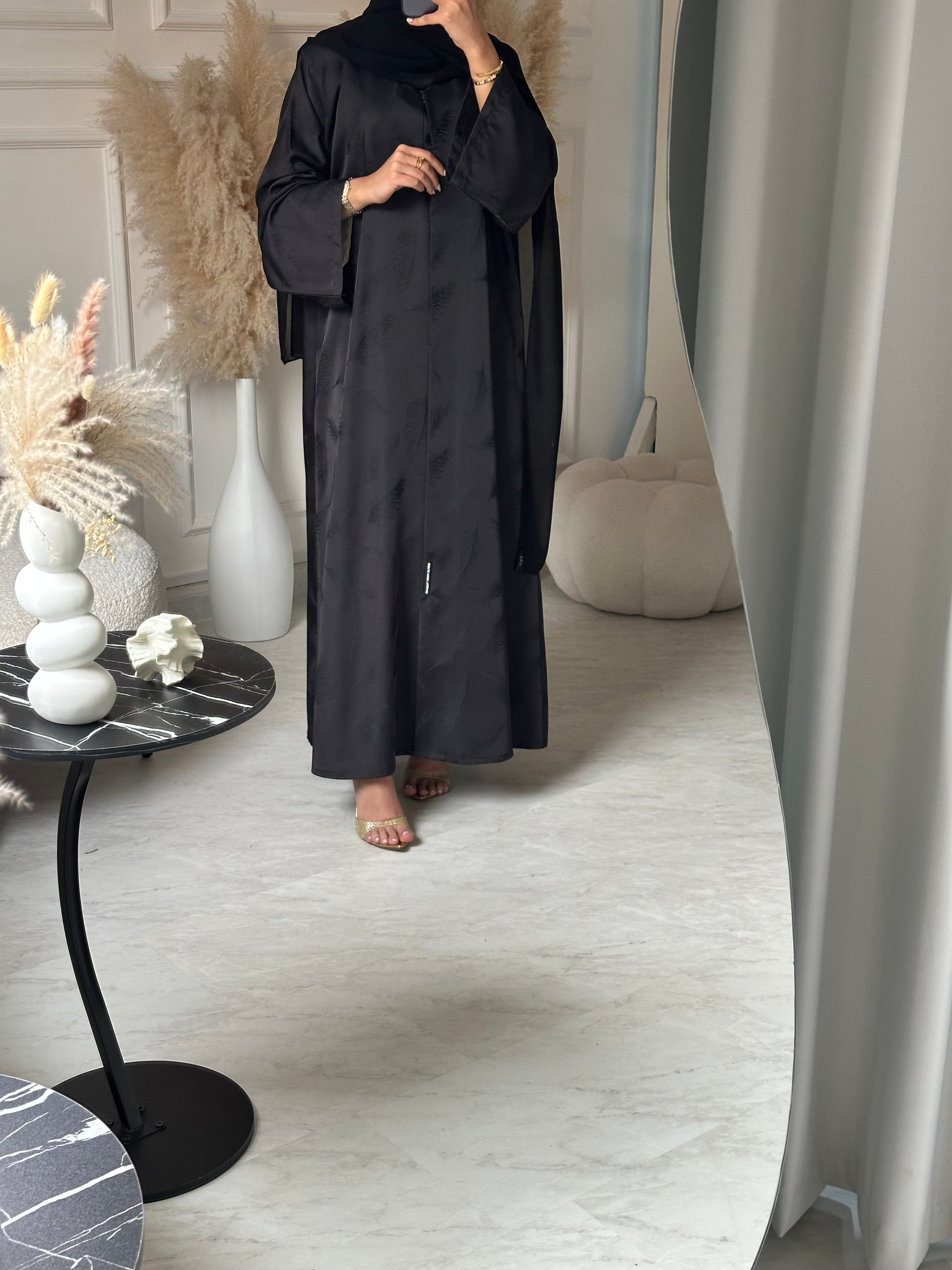 C 0955 Black Printed Abaya