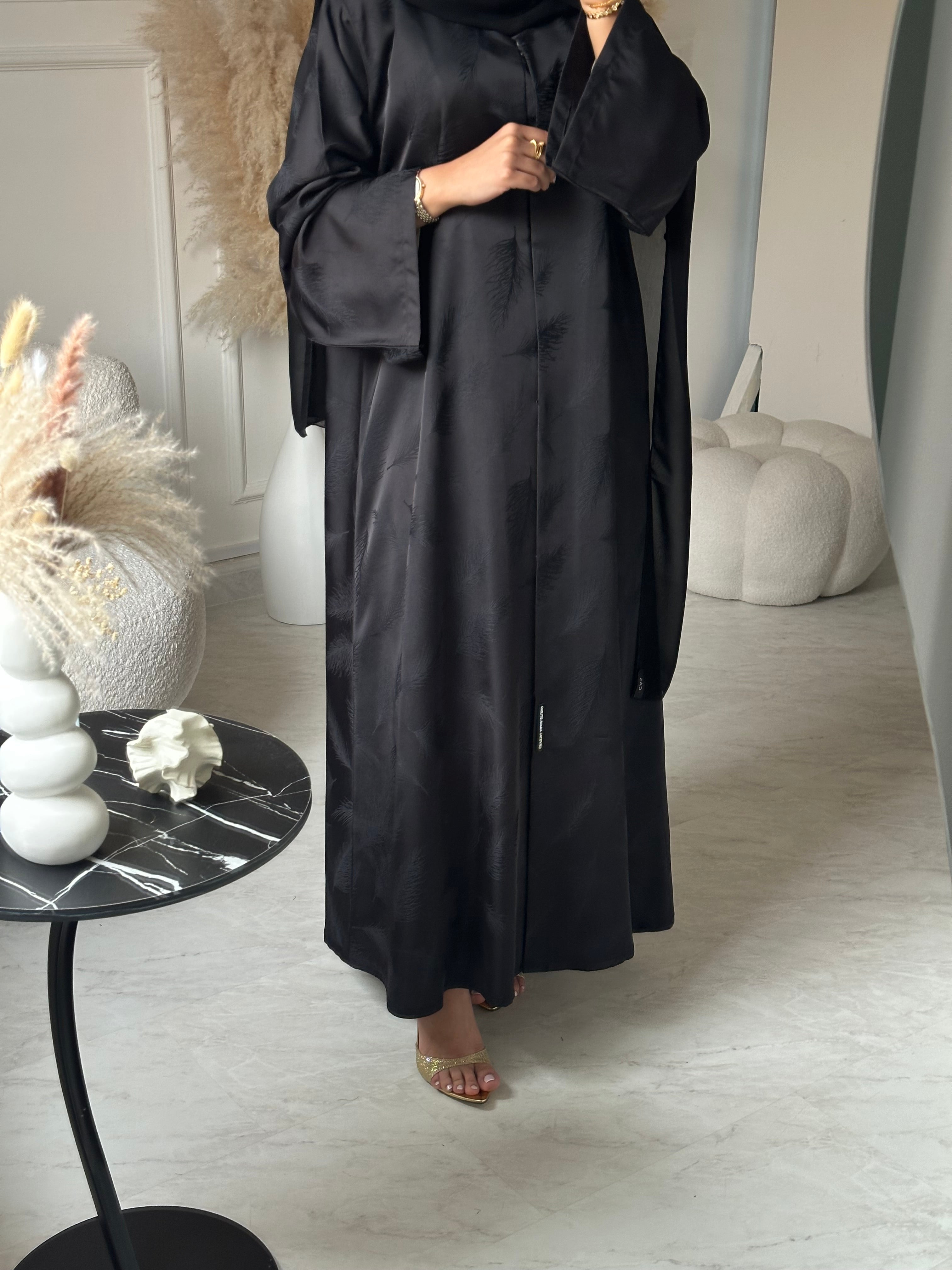 C 0955 Black Printed Abaya
