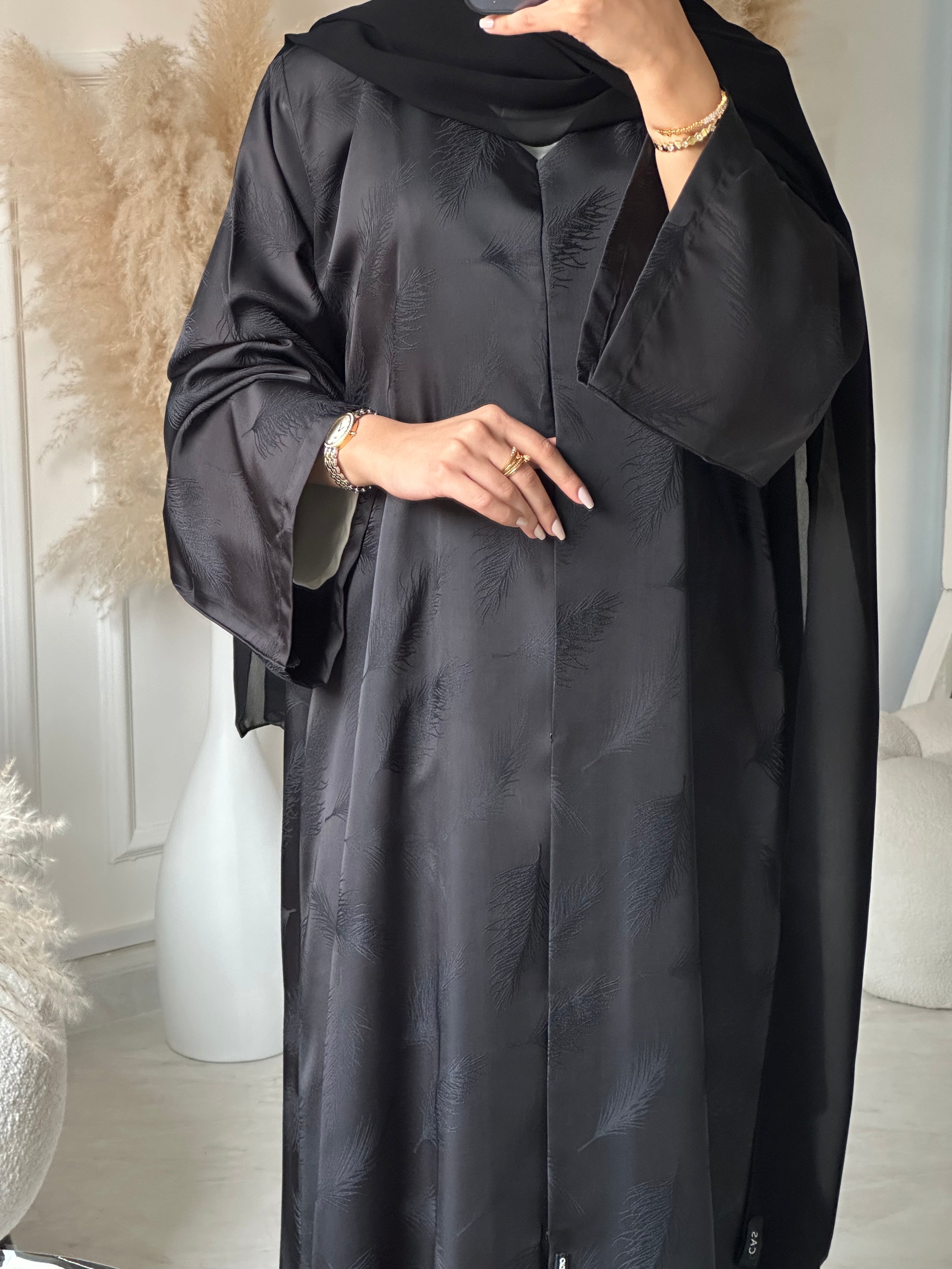 C 0955 Black Printed Abaya