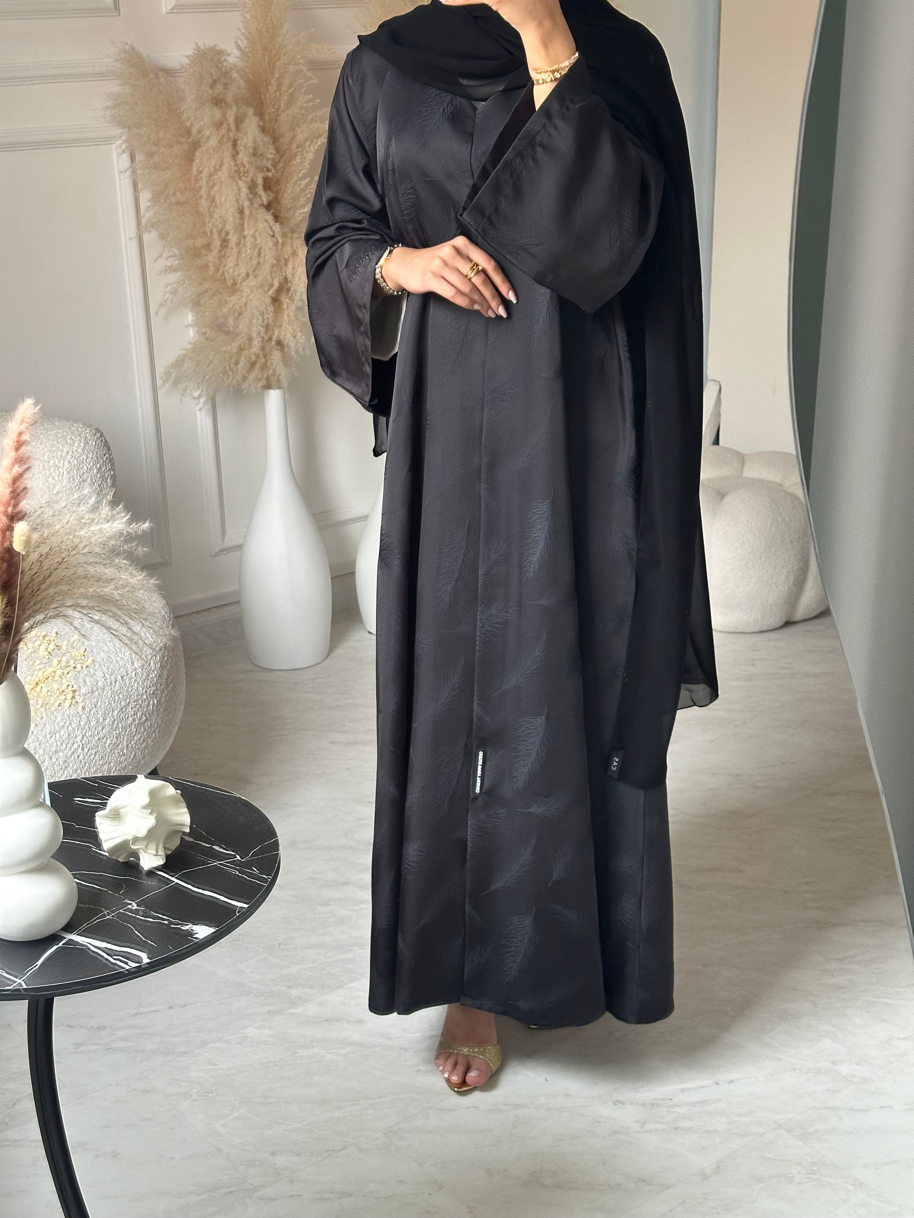C 0955 Black Printed Abaya