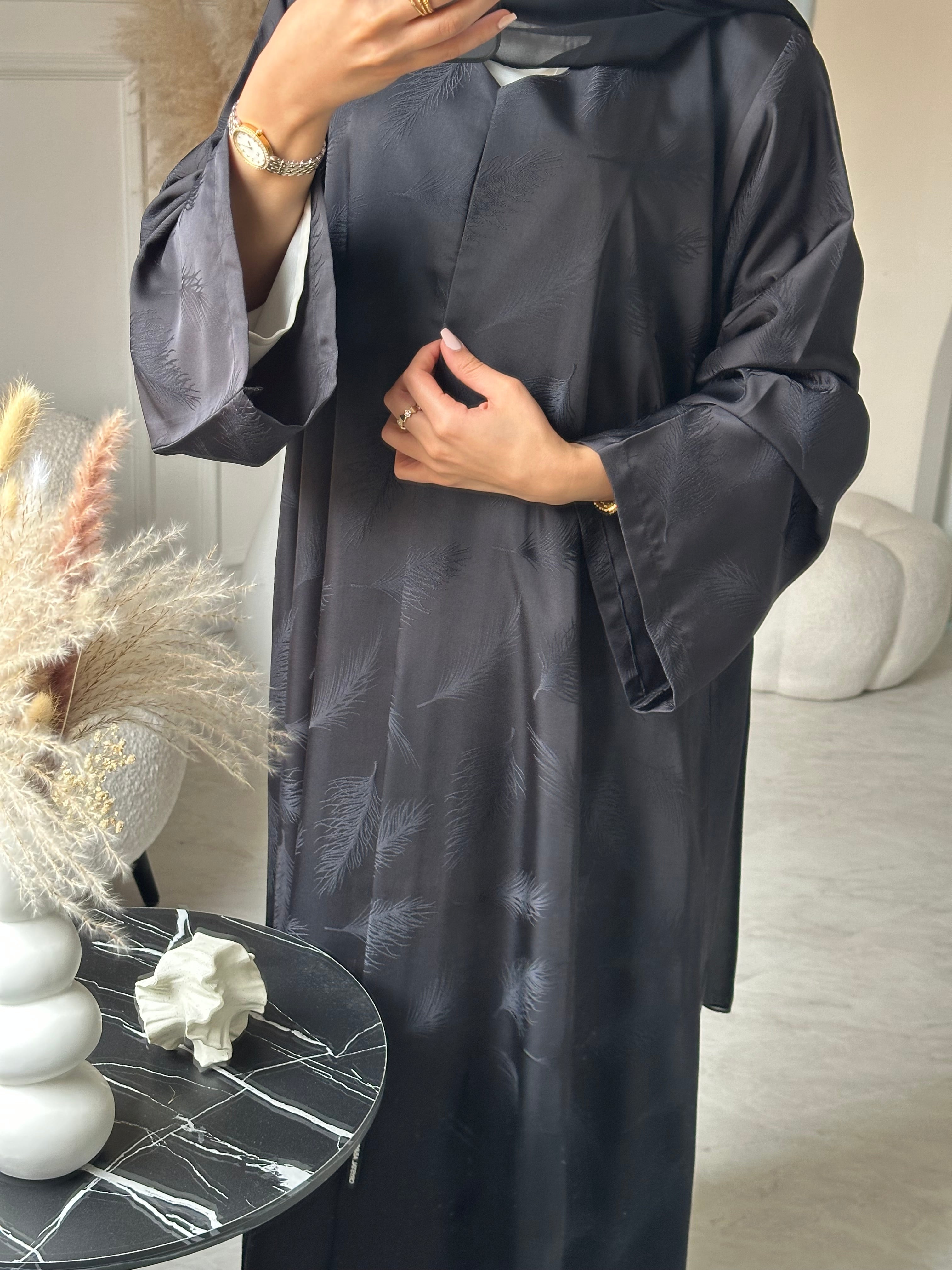 C 0955 Black Printed Abaya