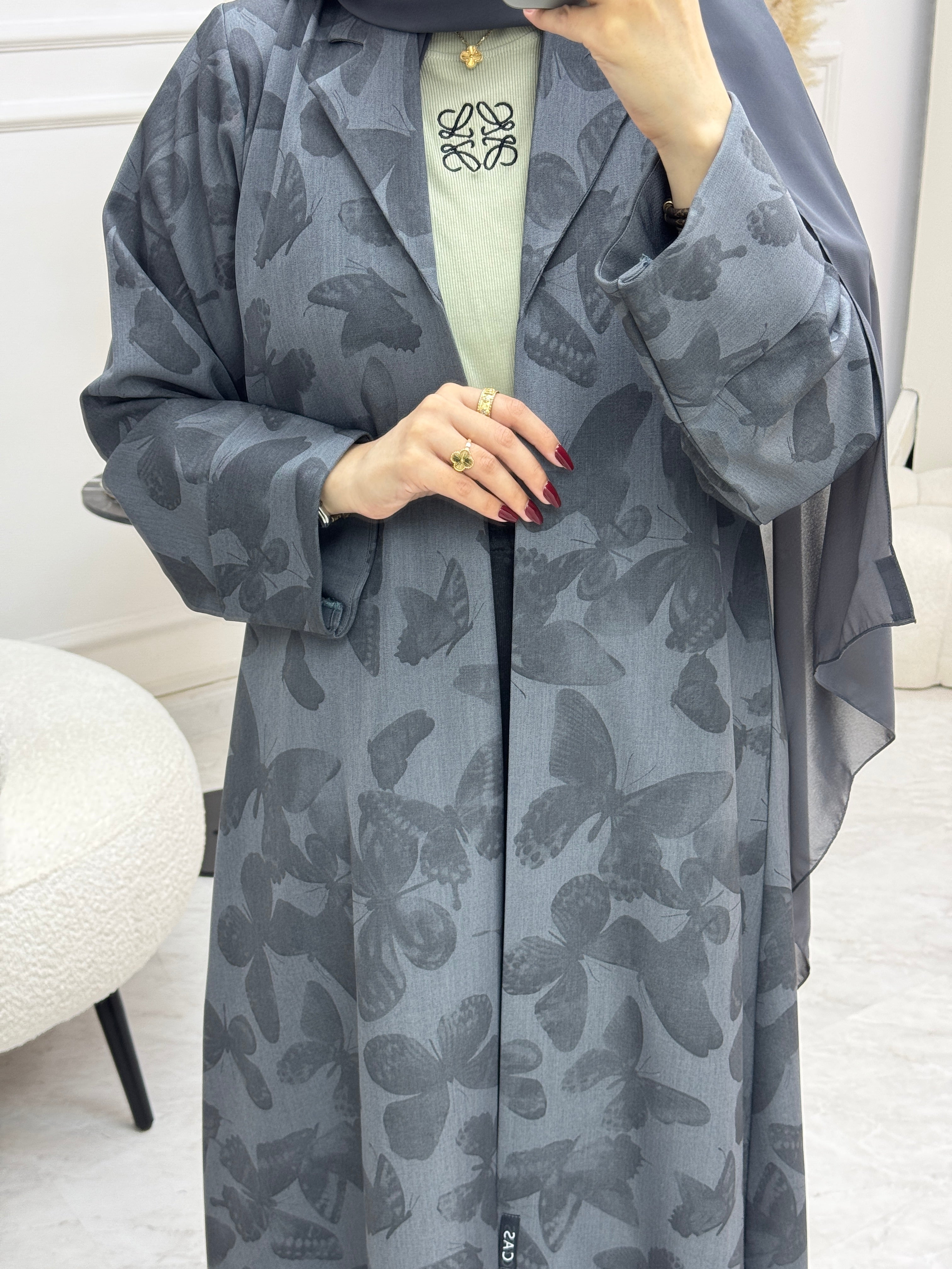 C 1001-01 Grey Printed Abaya
