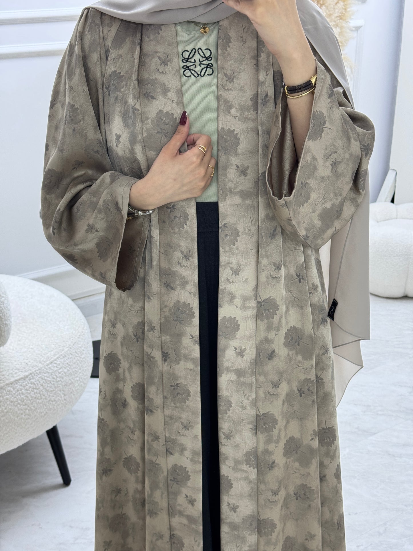 C 1005-03 Beige Printed Abaya