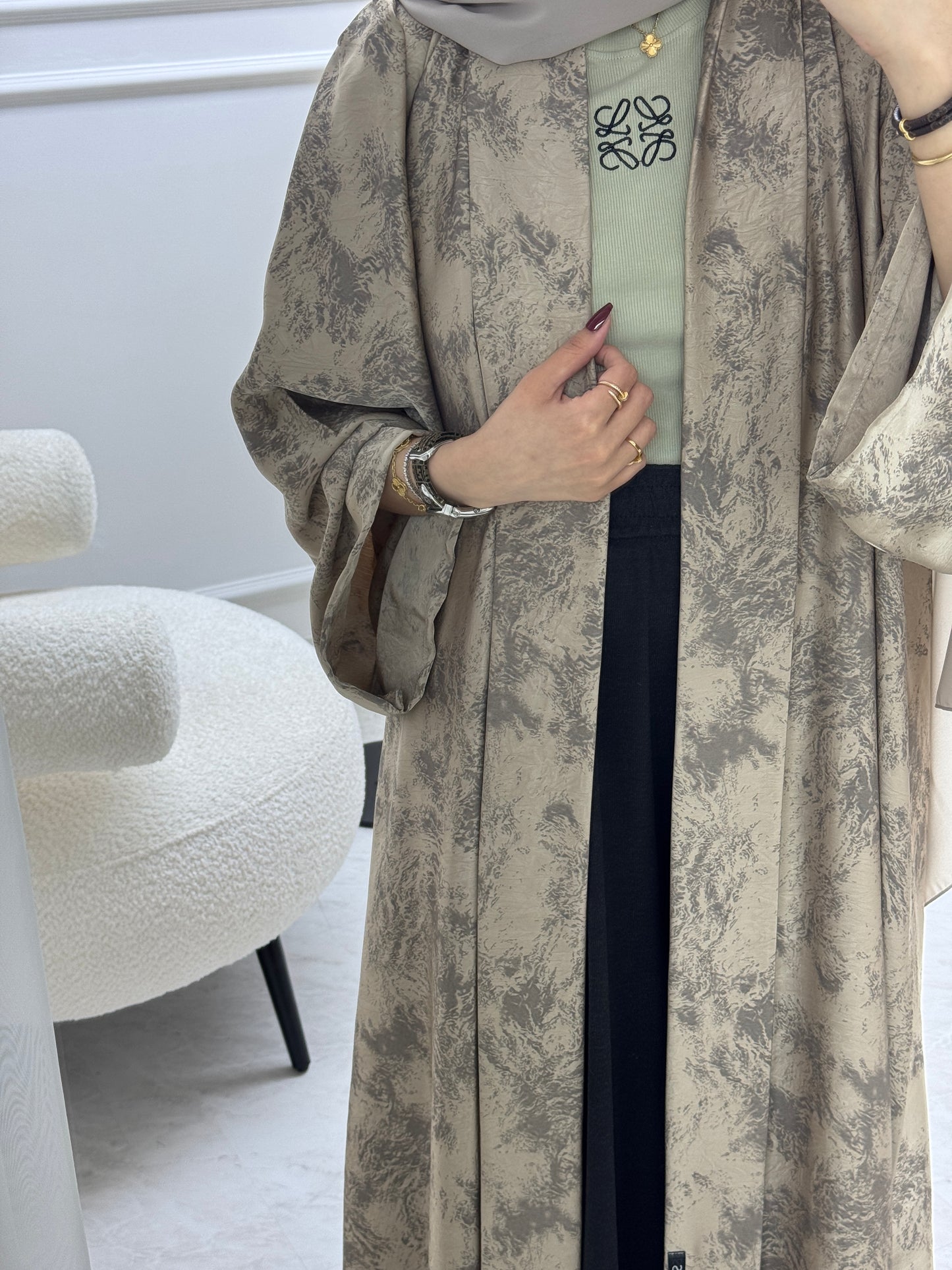 C 1004-03 Beige Printed Abaya