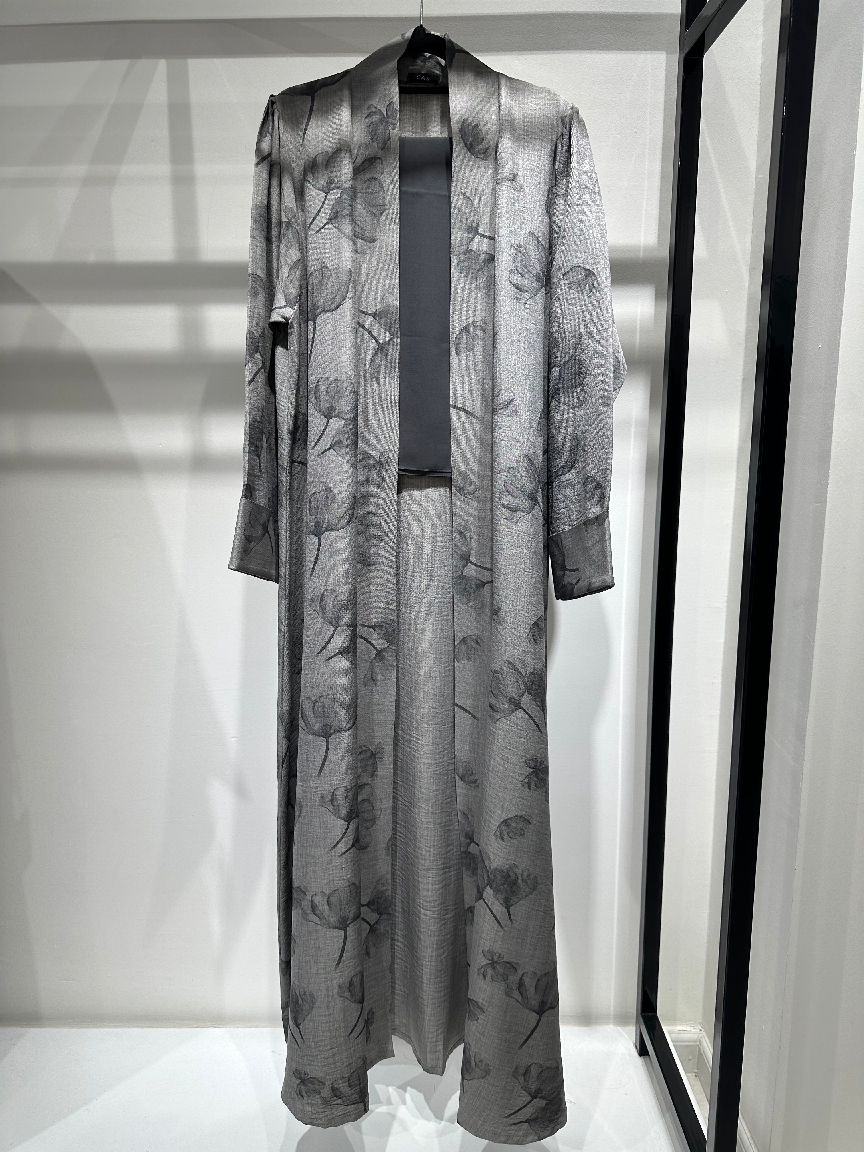 C 1413-03 Light Grey Floral Printed Abaya