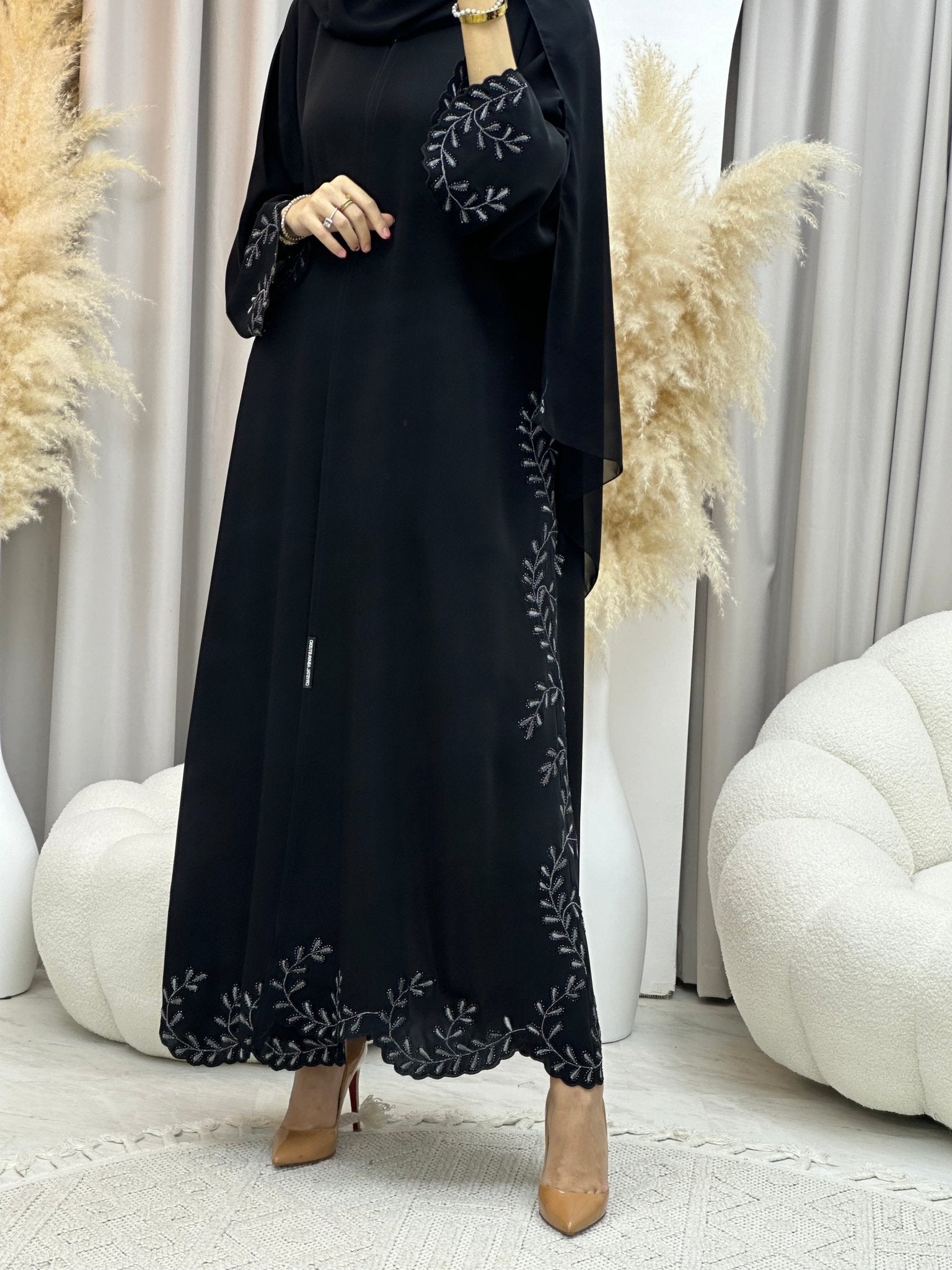 Elegant Emirati Abaya – Black Eid Abaya – CAS Abaya