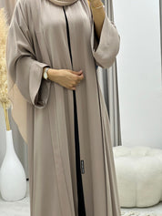 C 0225 - 02 Nude Abaya