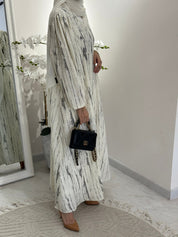 C 0369 - 04 White Printed Abaya