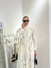 C 0369 - 04 White Printed Abaya