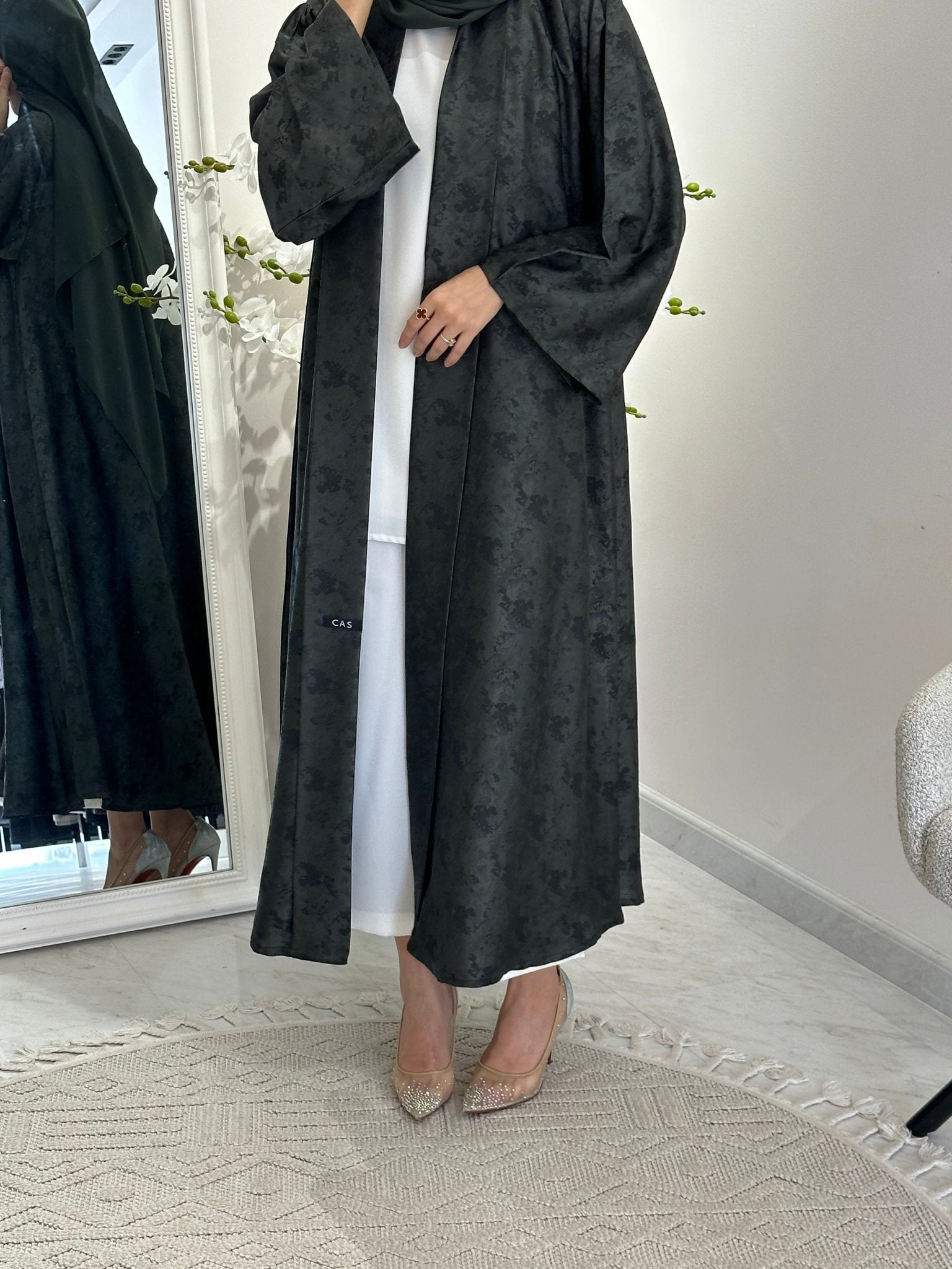 C 0370 - 04 Printed Green Abaya