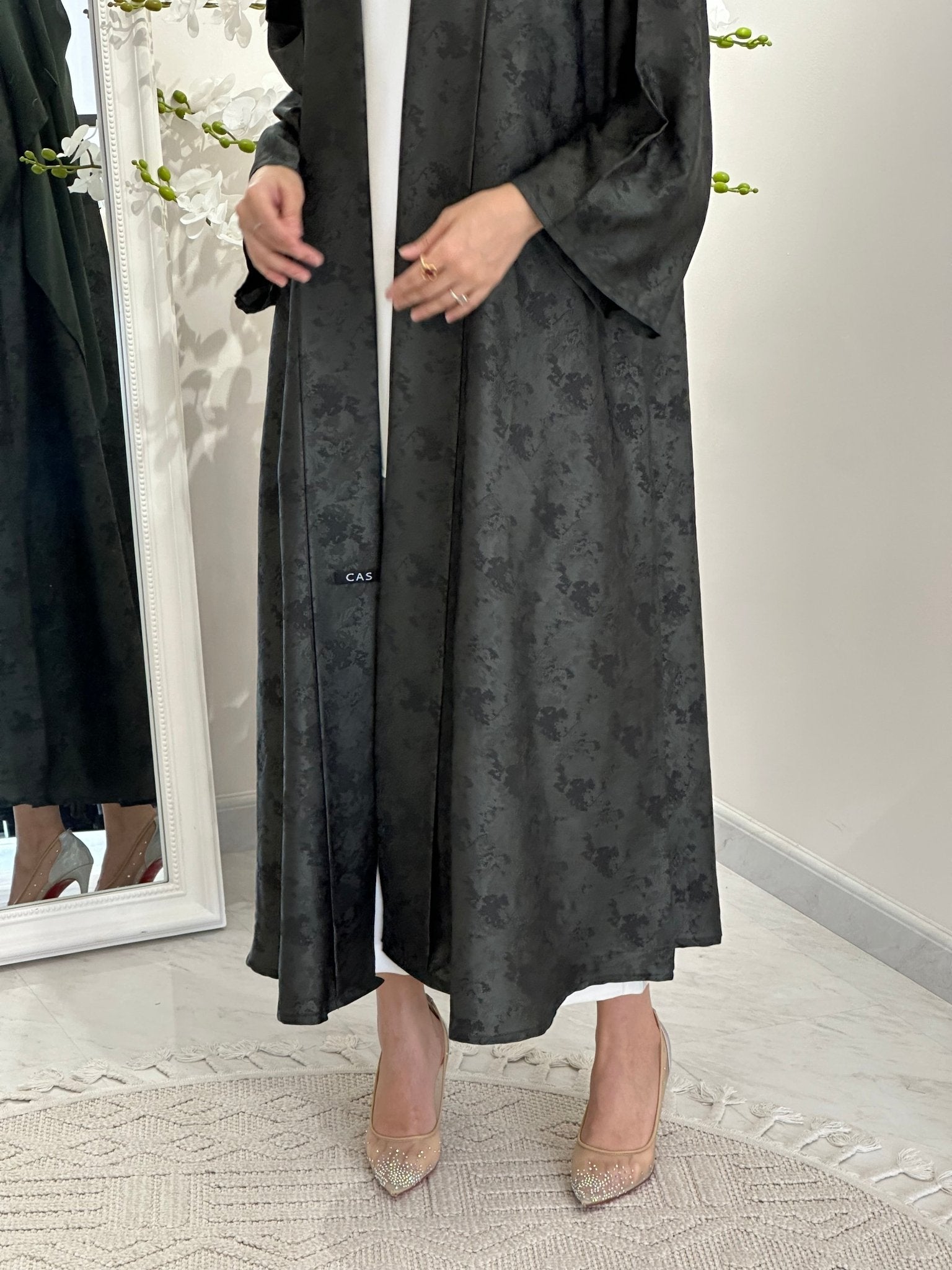 C 0370 - 04 Printed Green Abaya
