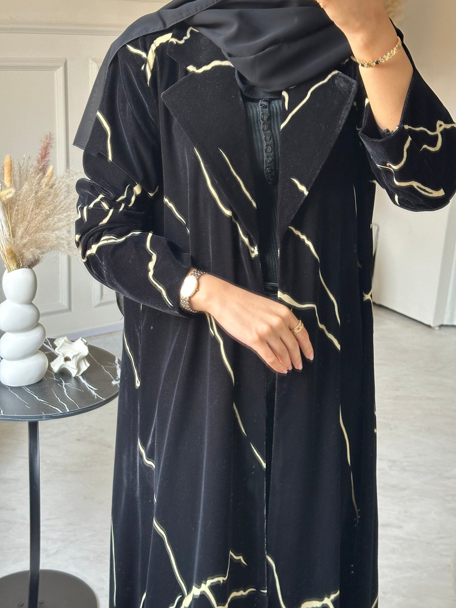 C 0724 Velvet Coat Black Abaya