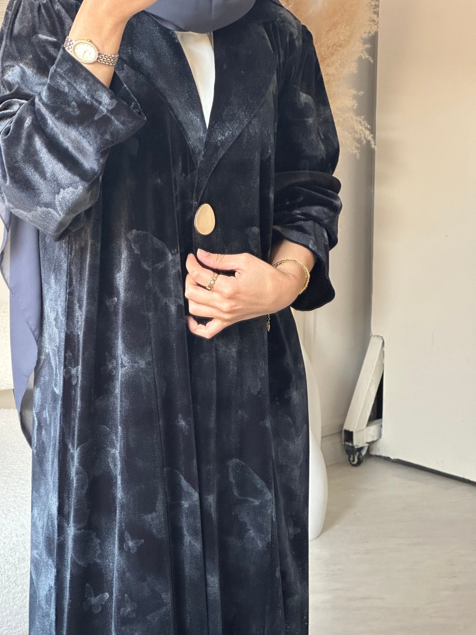 C 0751 - 04 Grey Butterfly Abaya