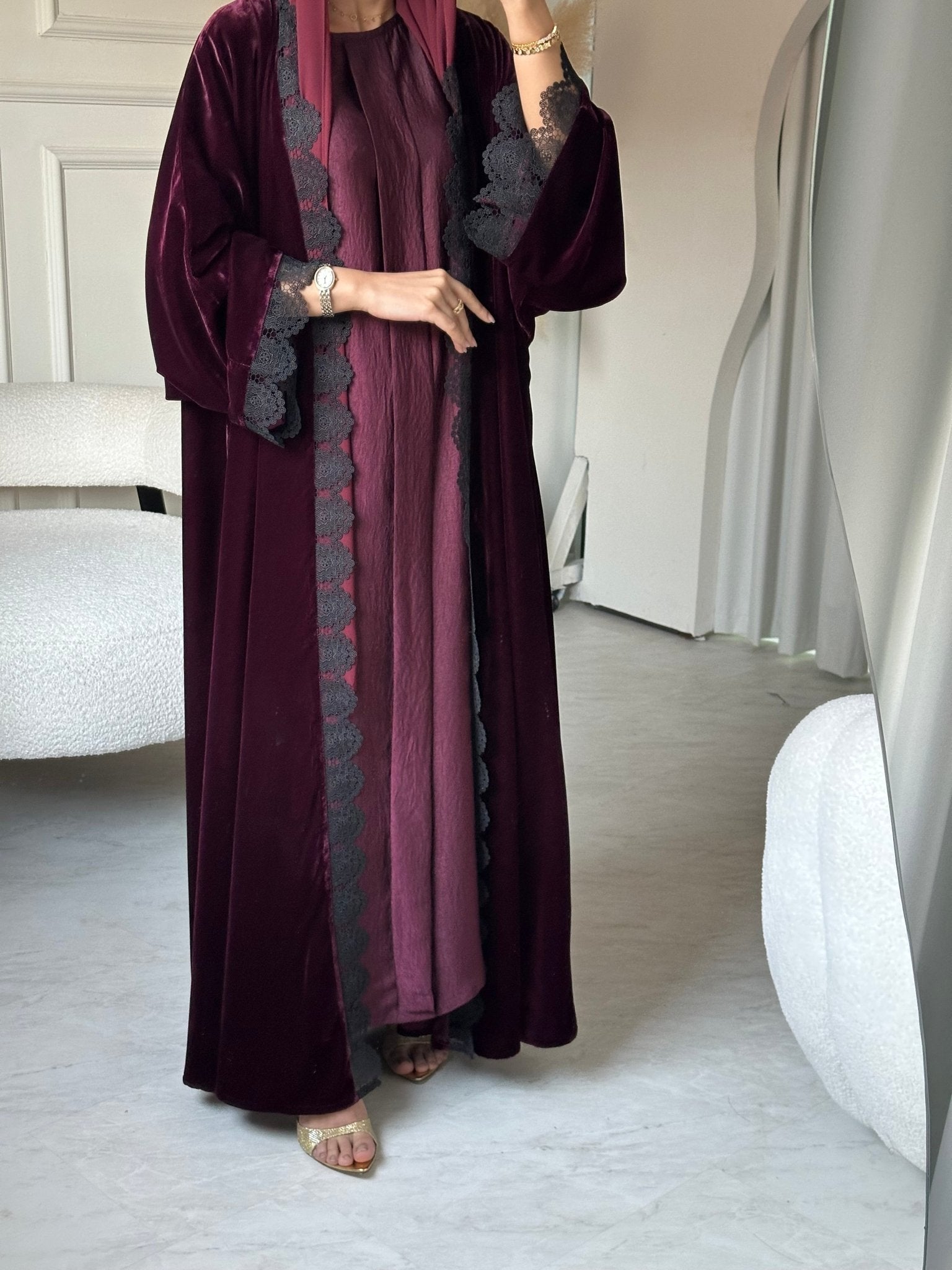 C 0812 - 03 Burgundy Velvet Lace Abaya