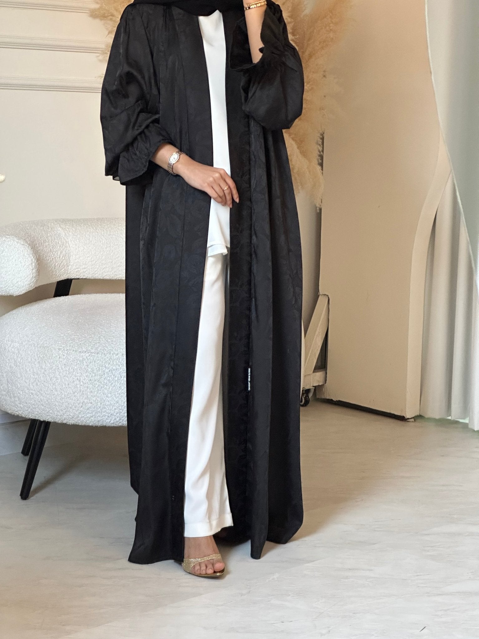 C 0840 - 01 Black Printed Abaya