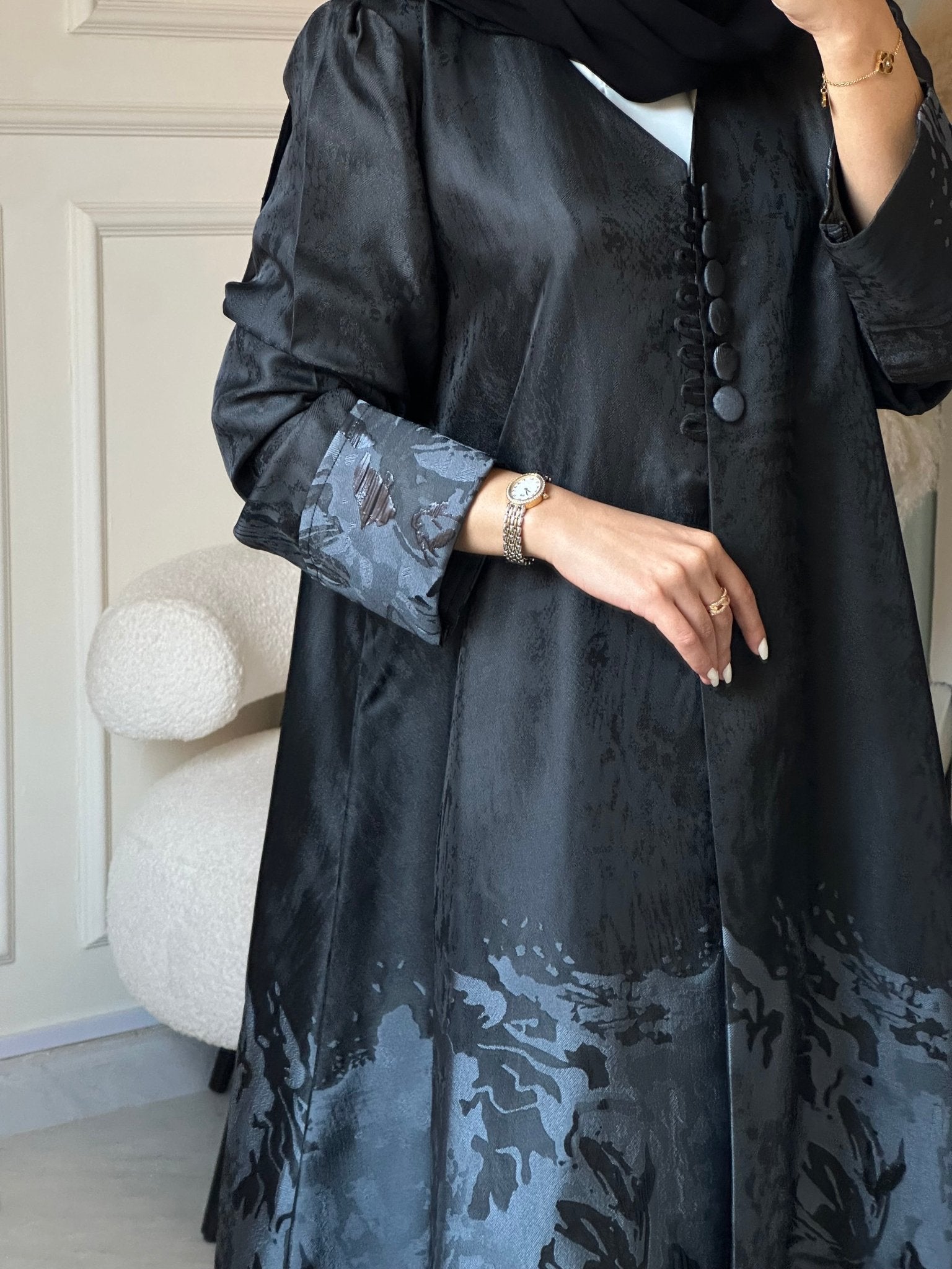 C 0855 - 04 Grey Kloosh Abaya