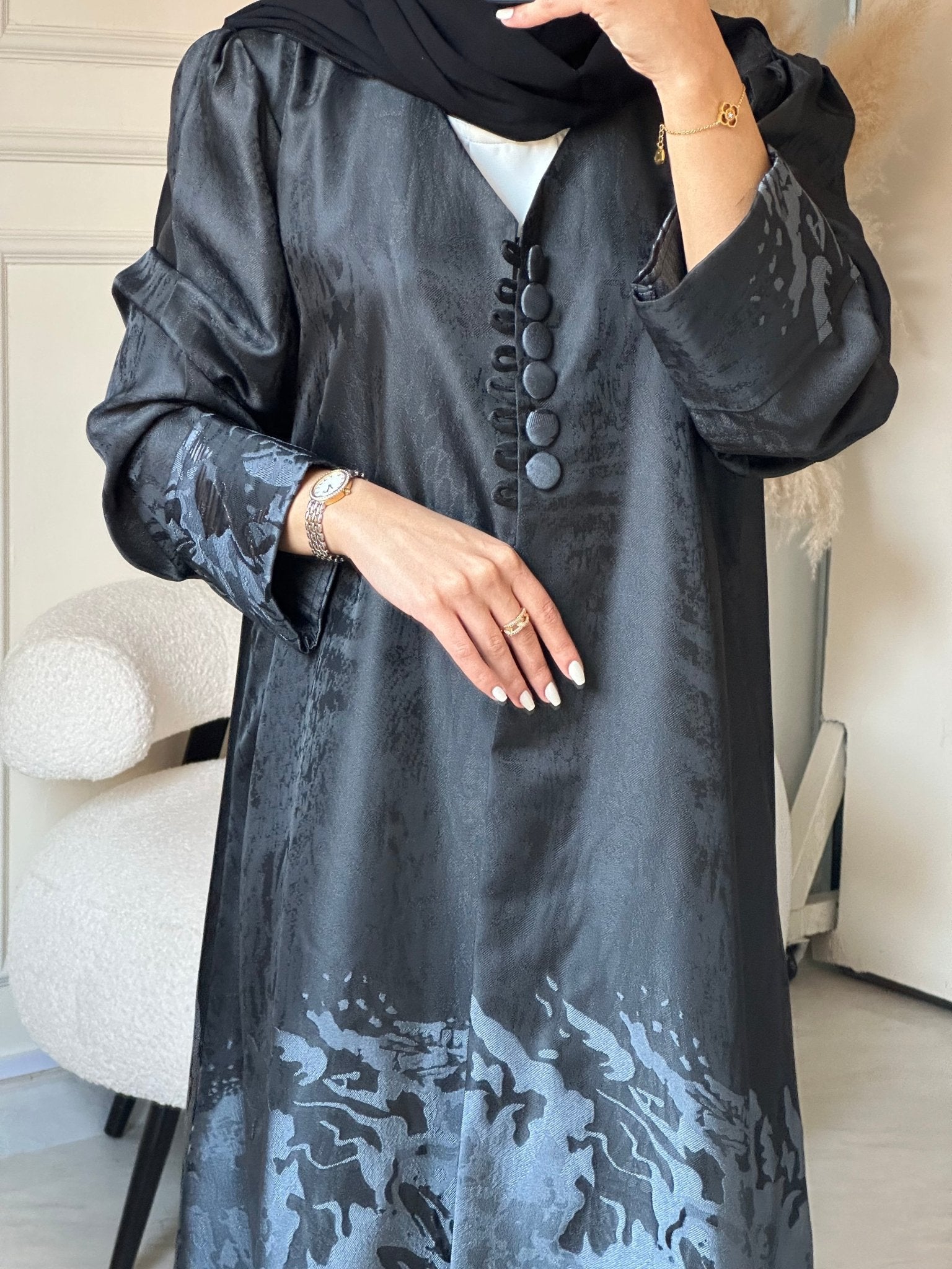 C 0855 - 04 Grey Kloosh Abaya