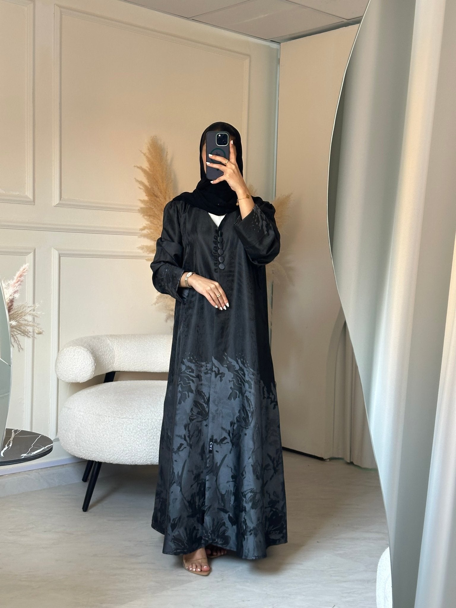 C 0855 - 04 Grey Kloosh Abaya