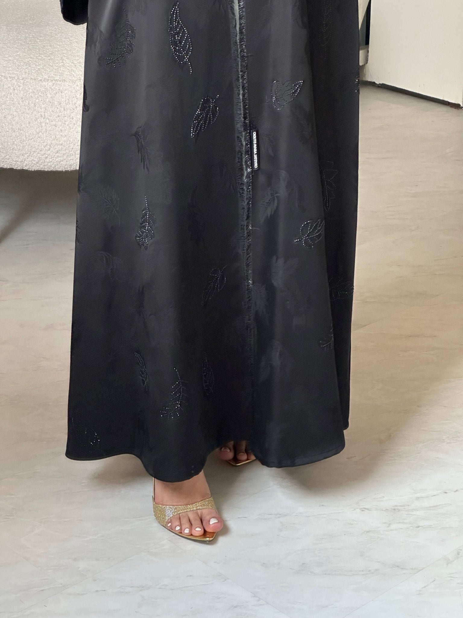 C 0859 Black Printed Kloosh Abaya