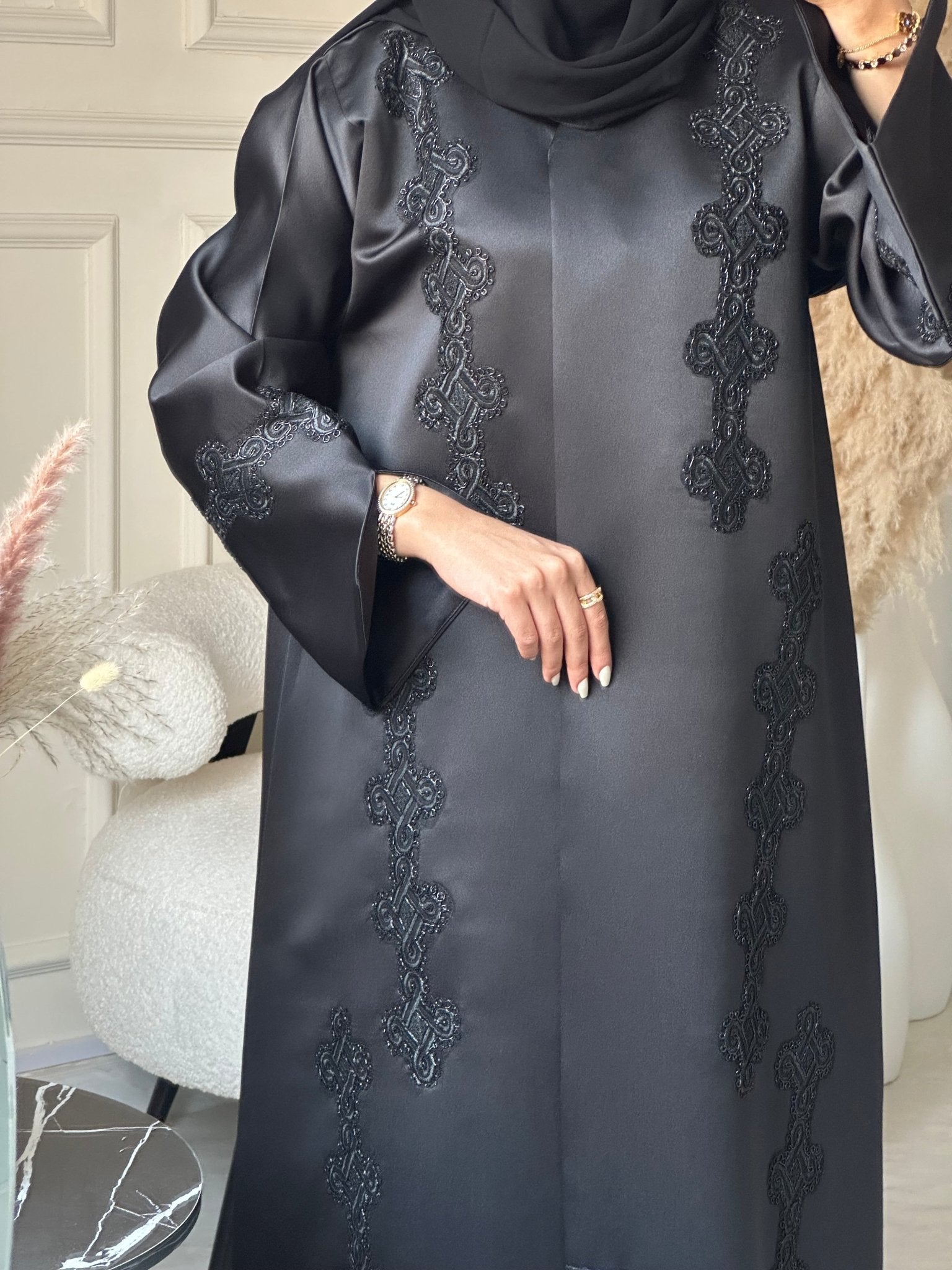 C 0860 Black Dantel Abaya