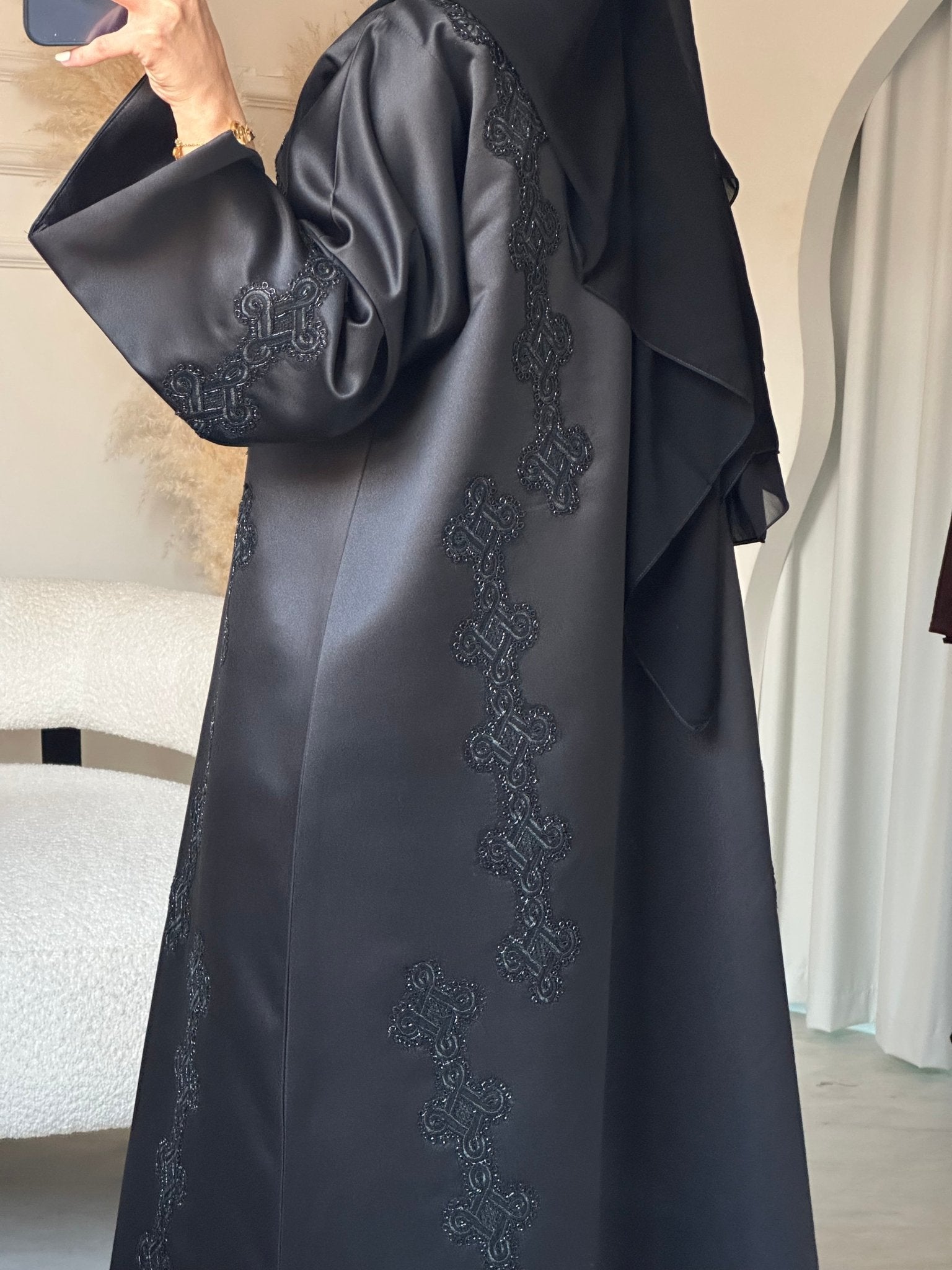 C 0860 Black Dantel Abaya