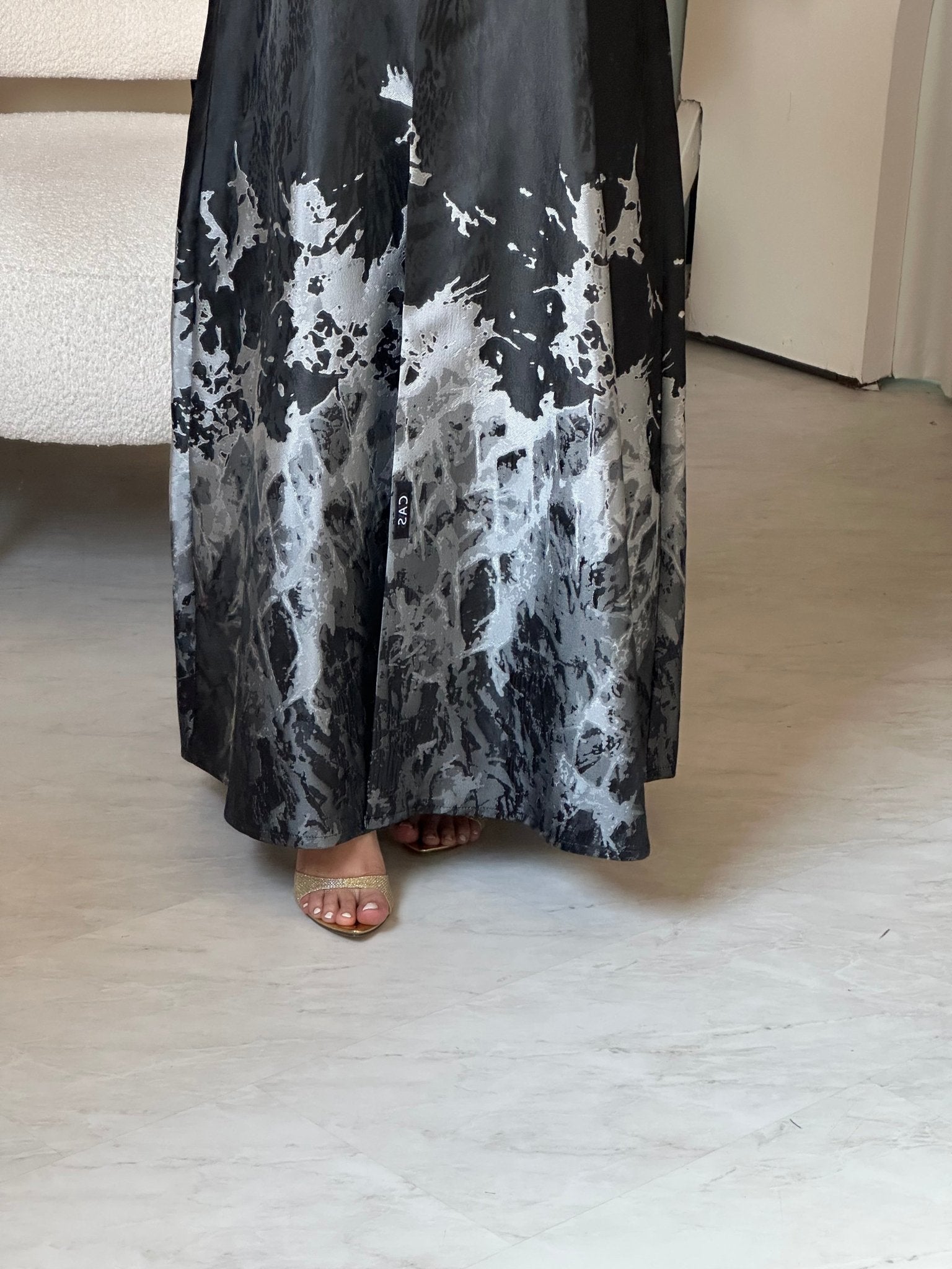 C 0863 - 04 Silver Coat Abaya