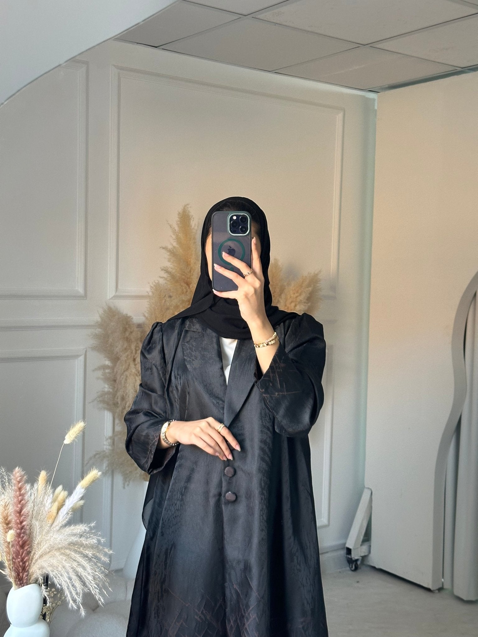 C 0895 - 02 Brown Jacquard Abaya