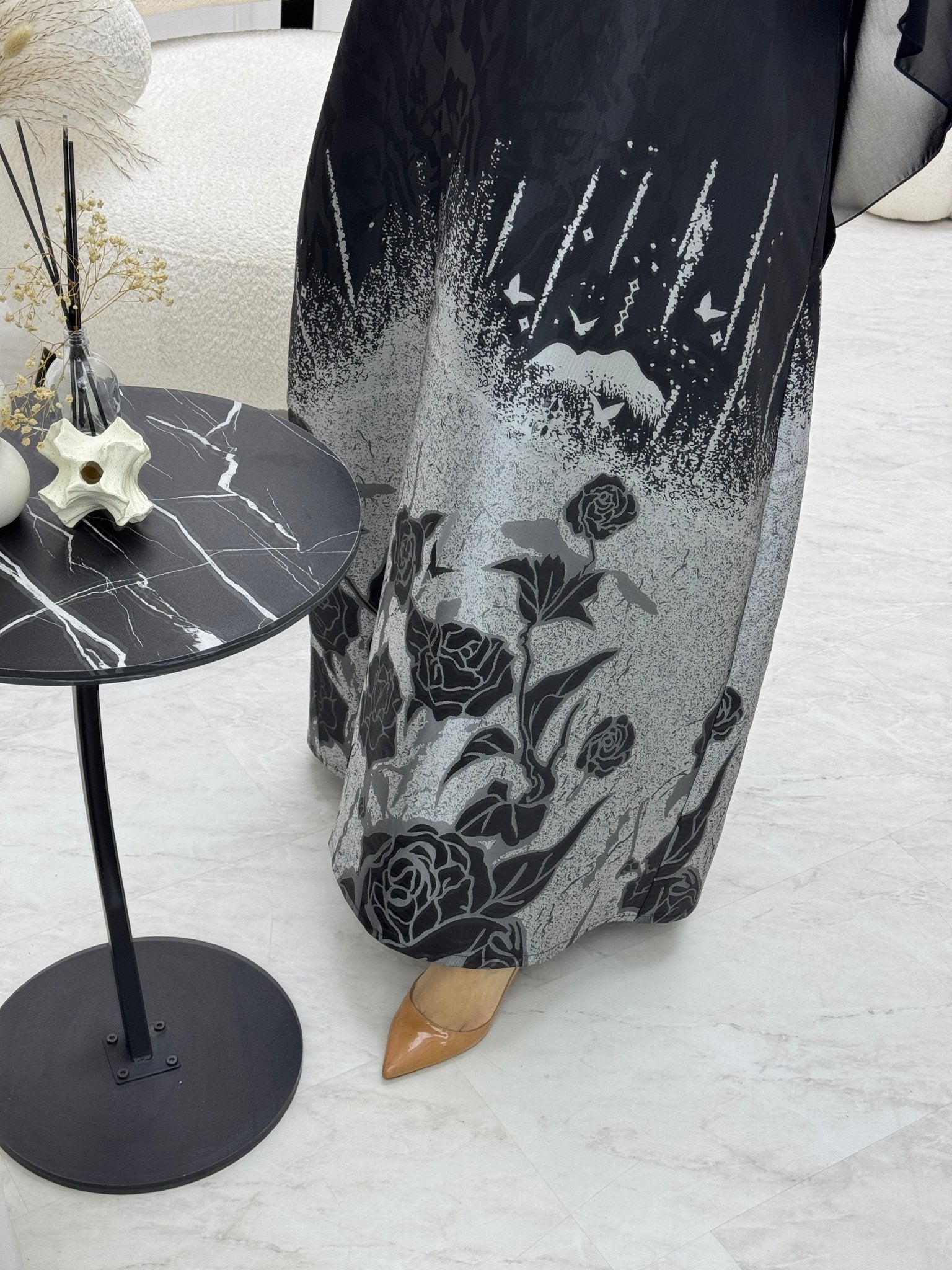 C 0926 - 01 Silver Coat Abaya