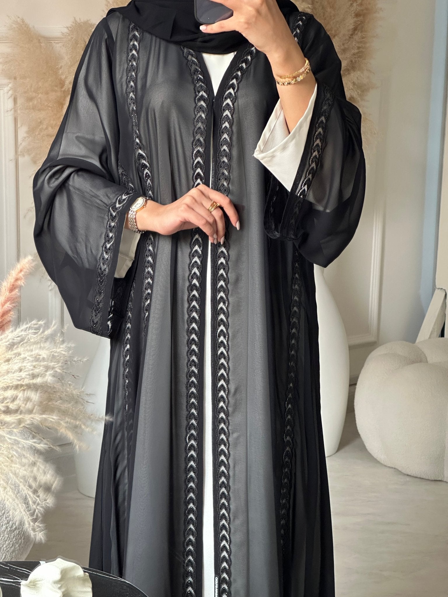 C 0947 Black Lace Abaya