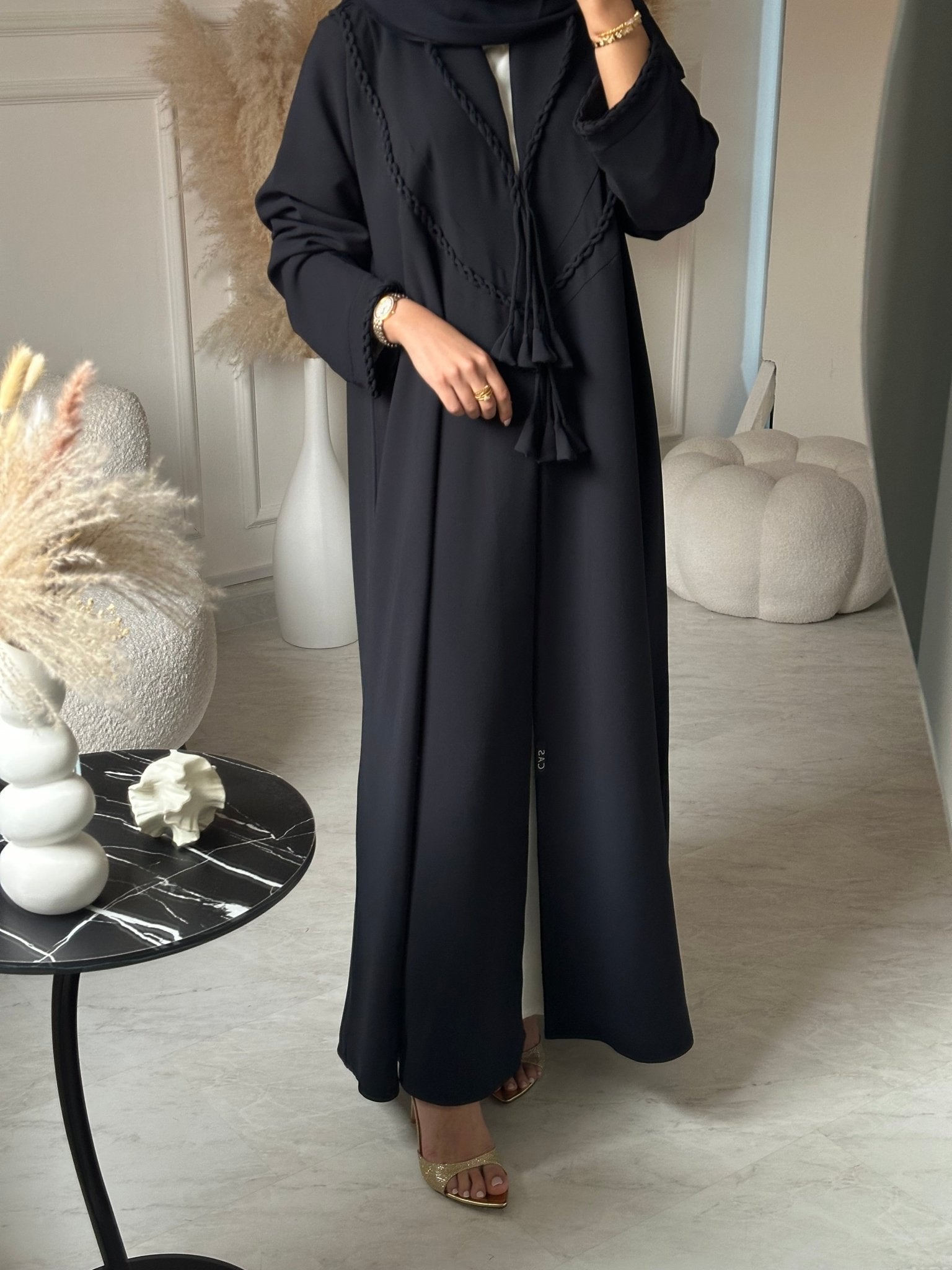 C 0956 Navy Blue Abaya