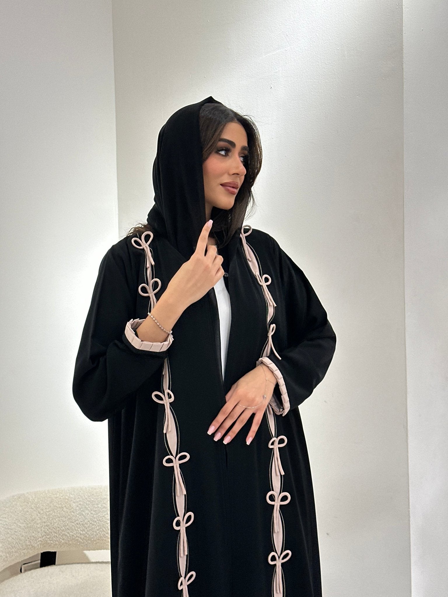 C 0973 Black Bow Abaya