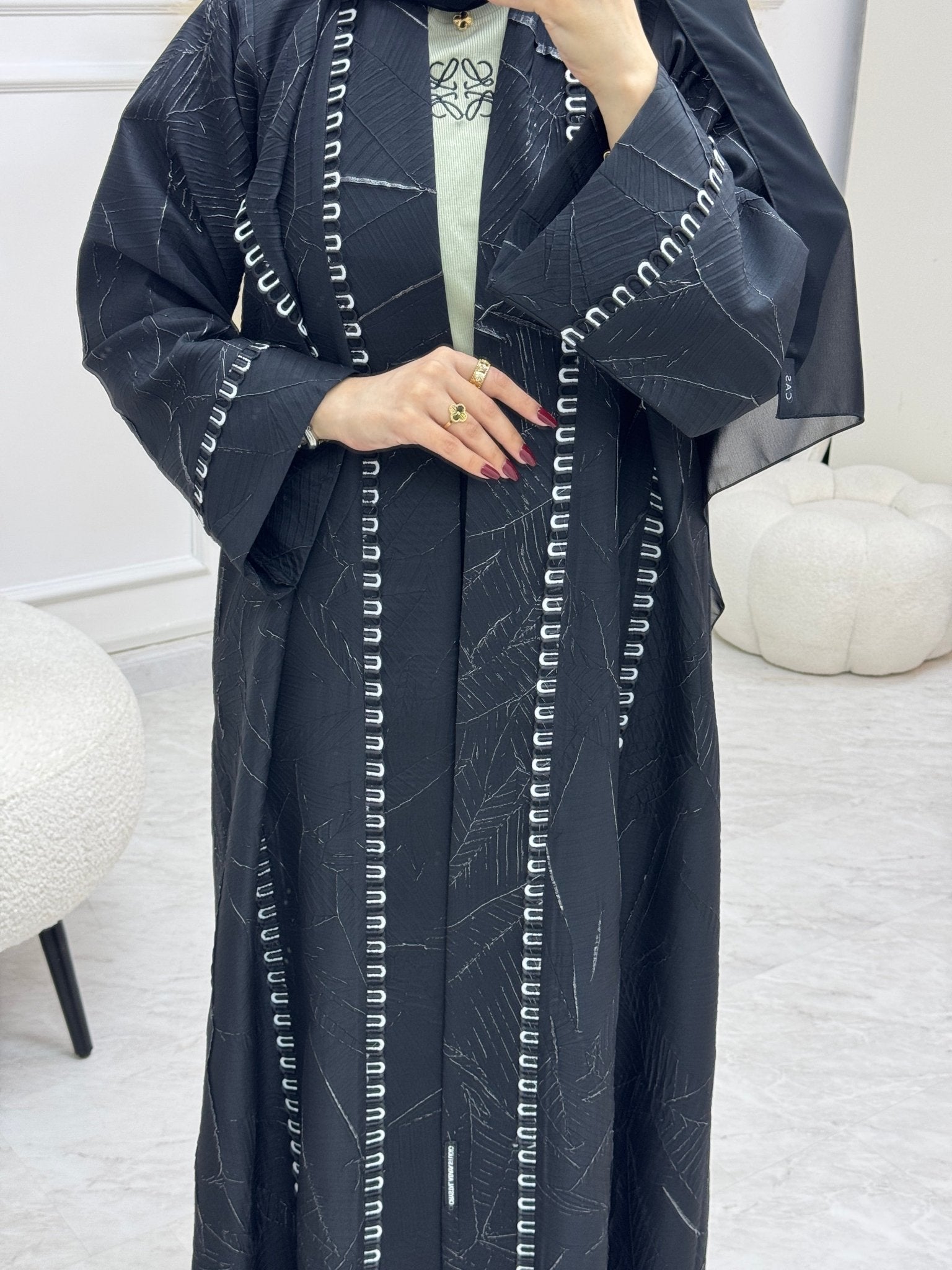 C 0988 Silver Black Abaya