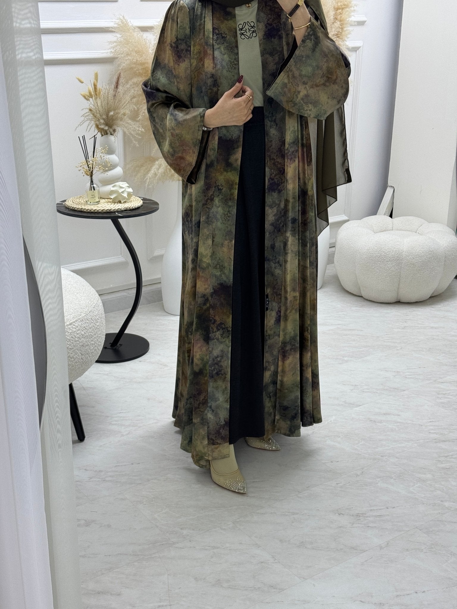 C 1002 - 02 Multi Color Printed Abaya