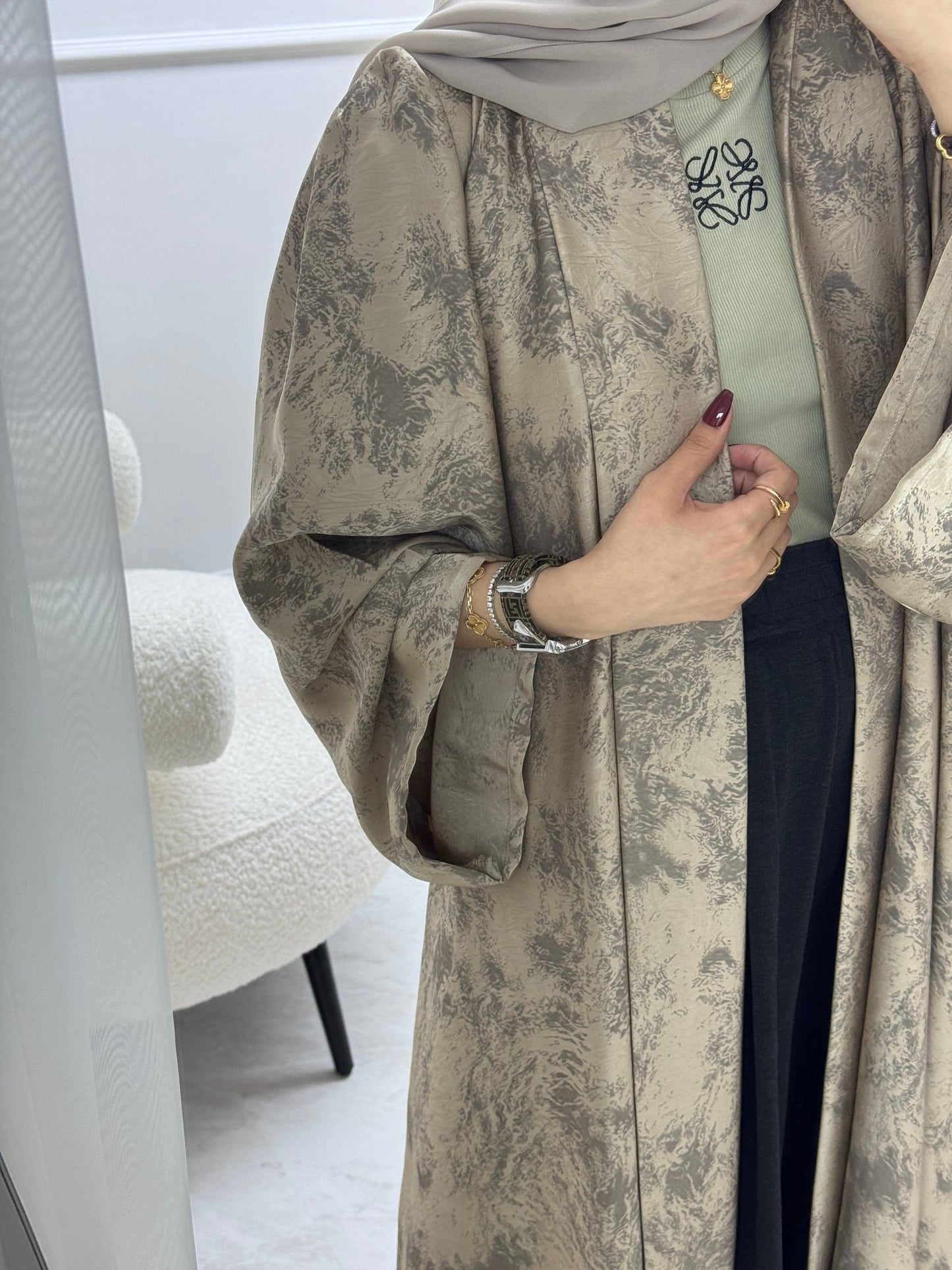 C 1004 - 03 Beige Printed Abaya