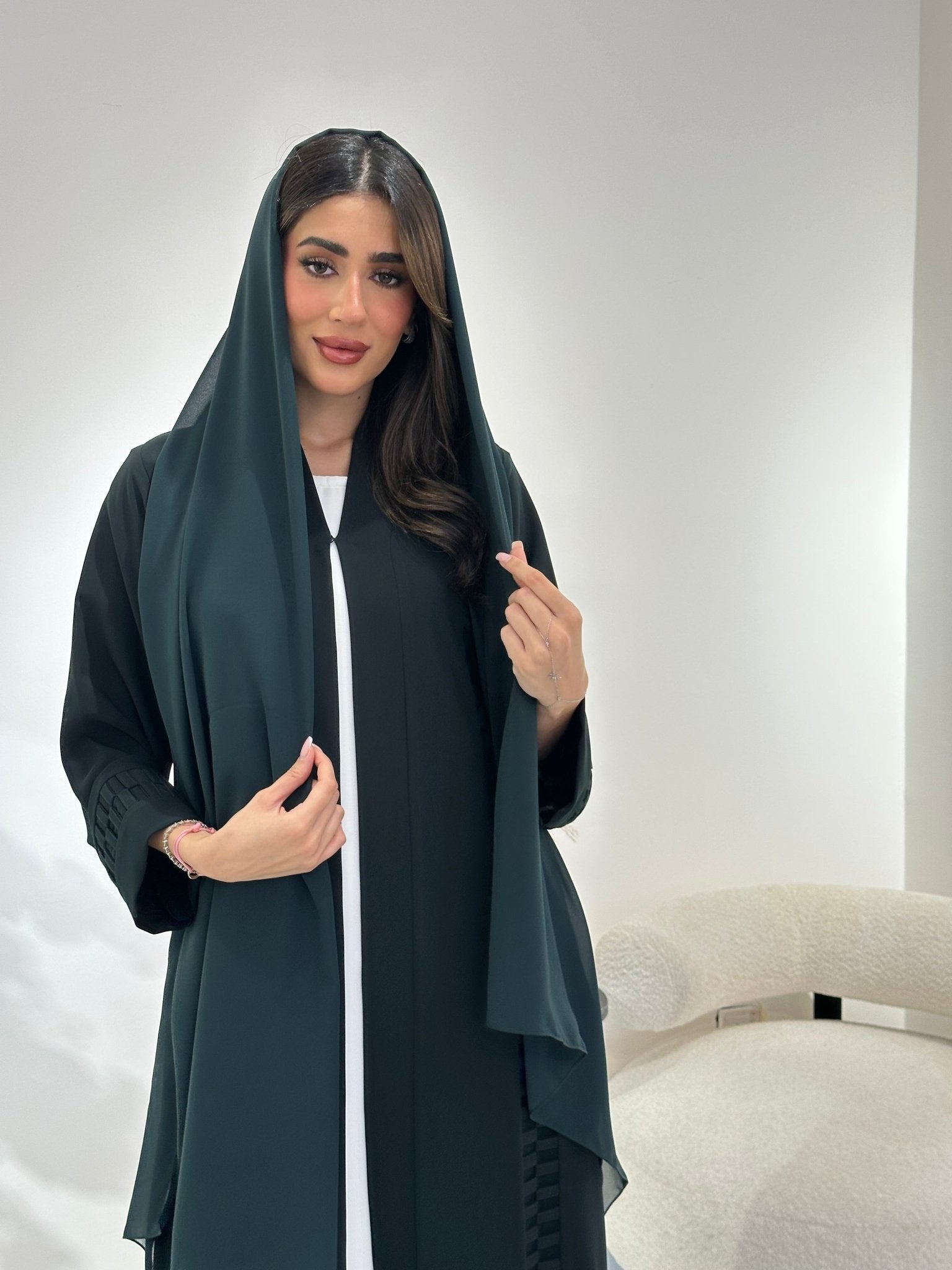C 1024 Green Abaya