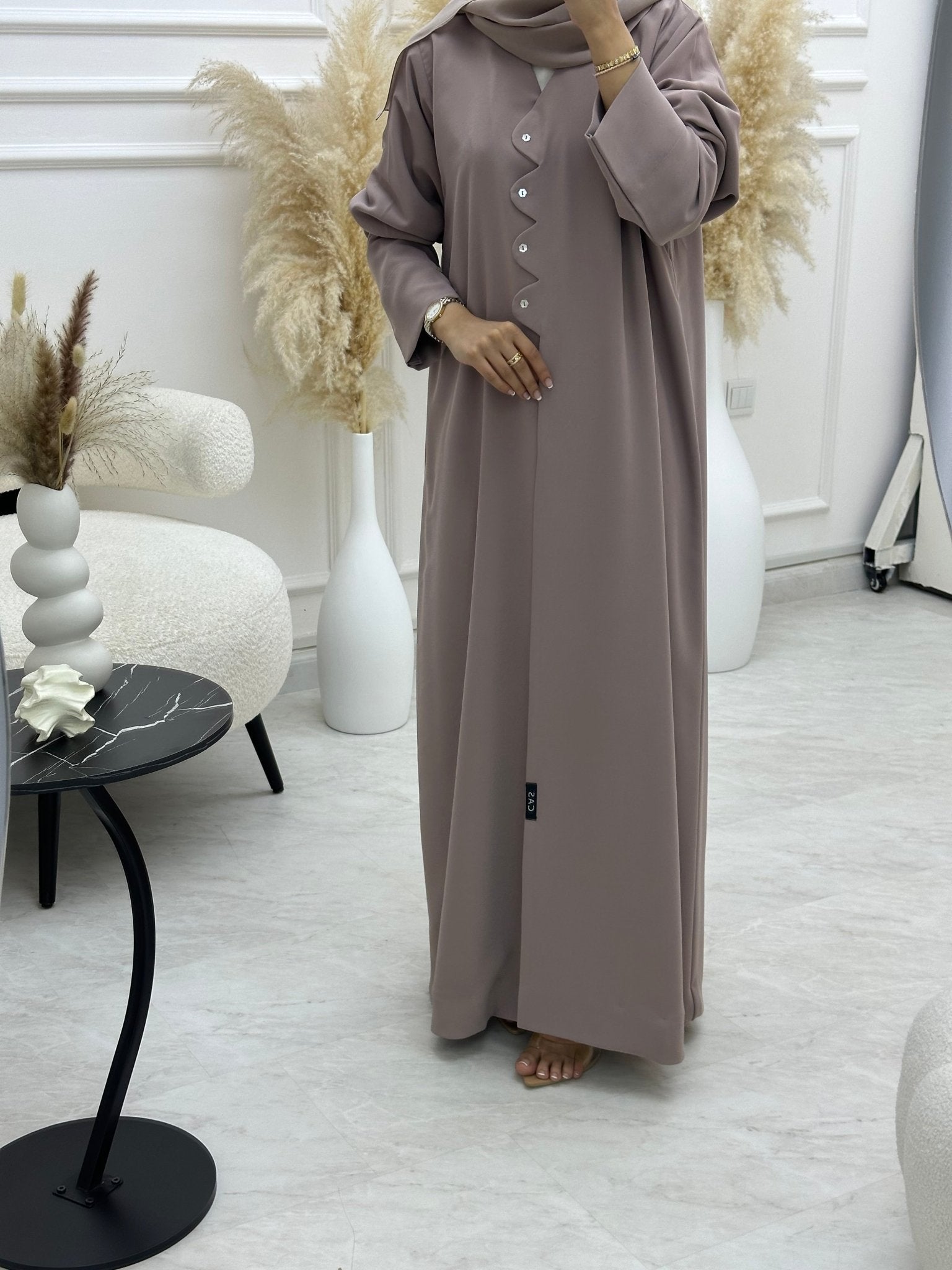C 1067 Nude Abaya