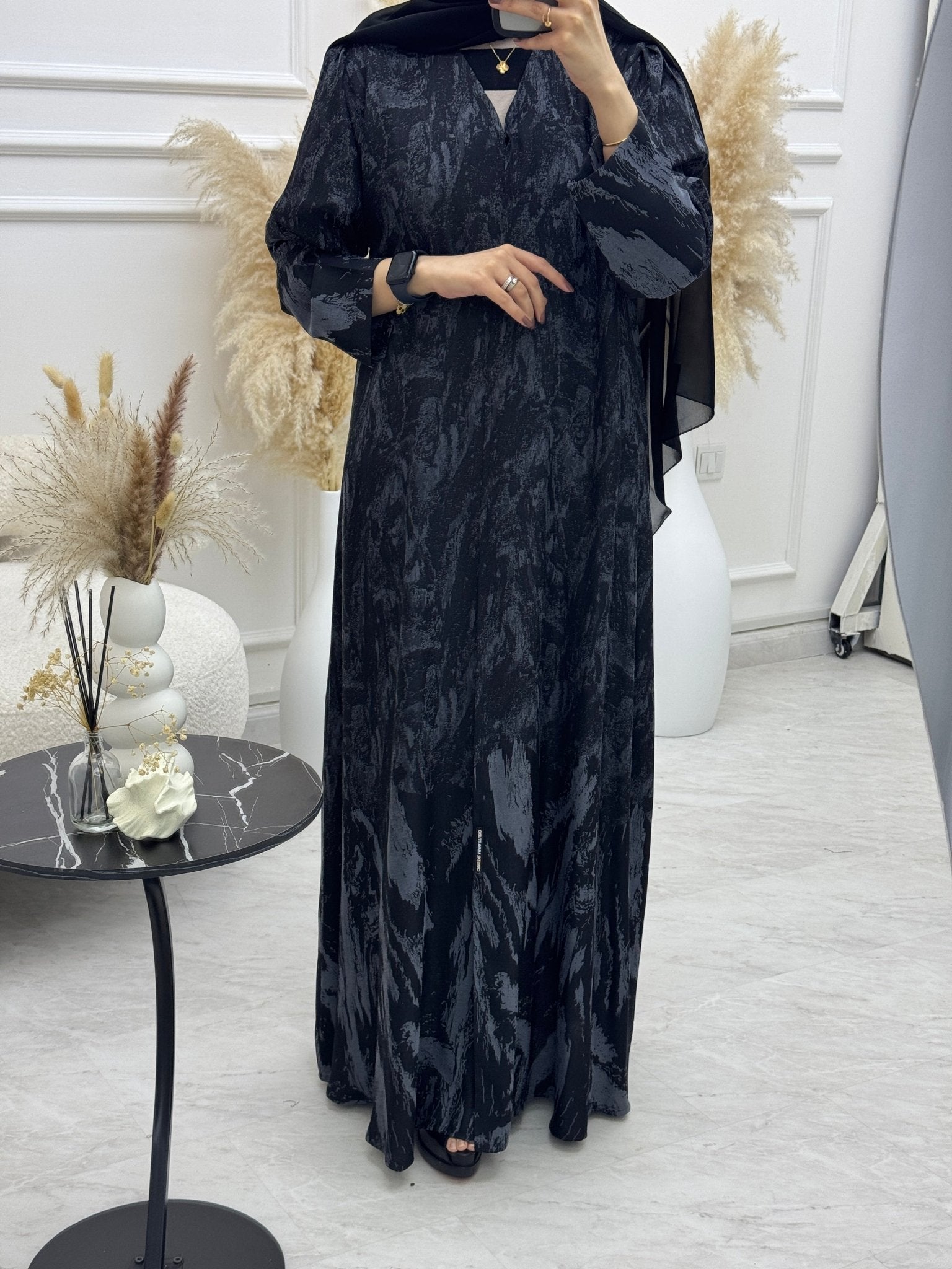 C 1089 - 03 Grey Printed Abaya