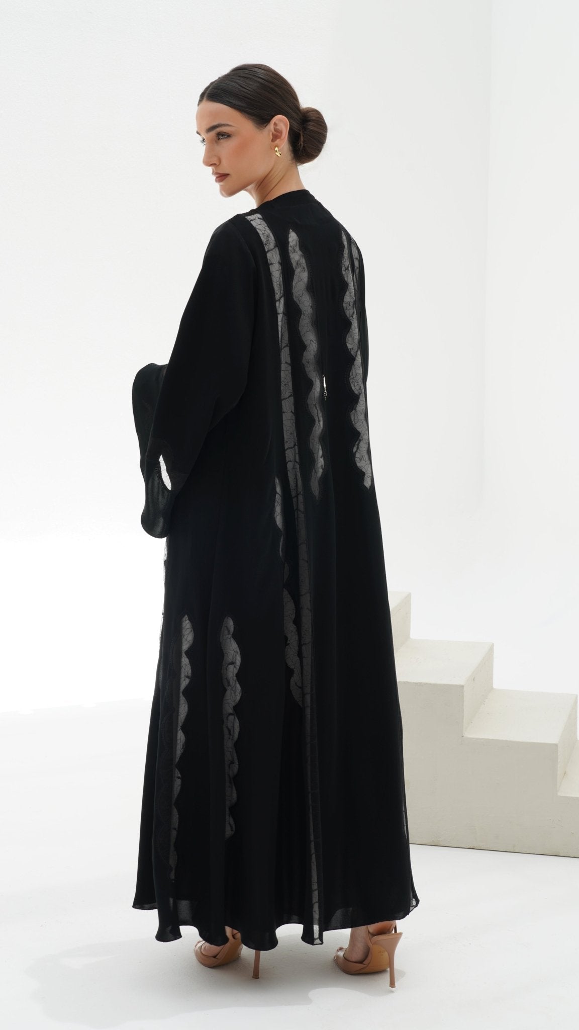 C 1111 Black Abaya
