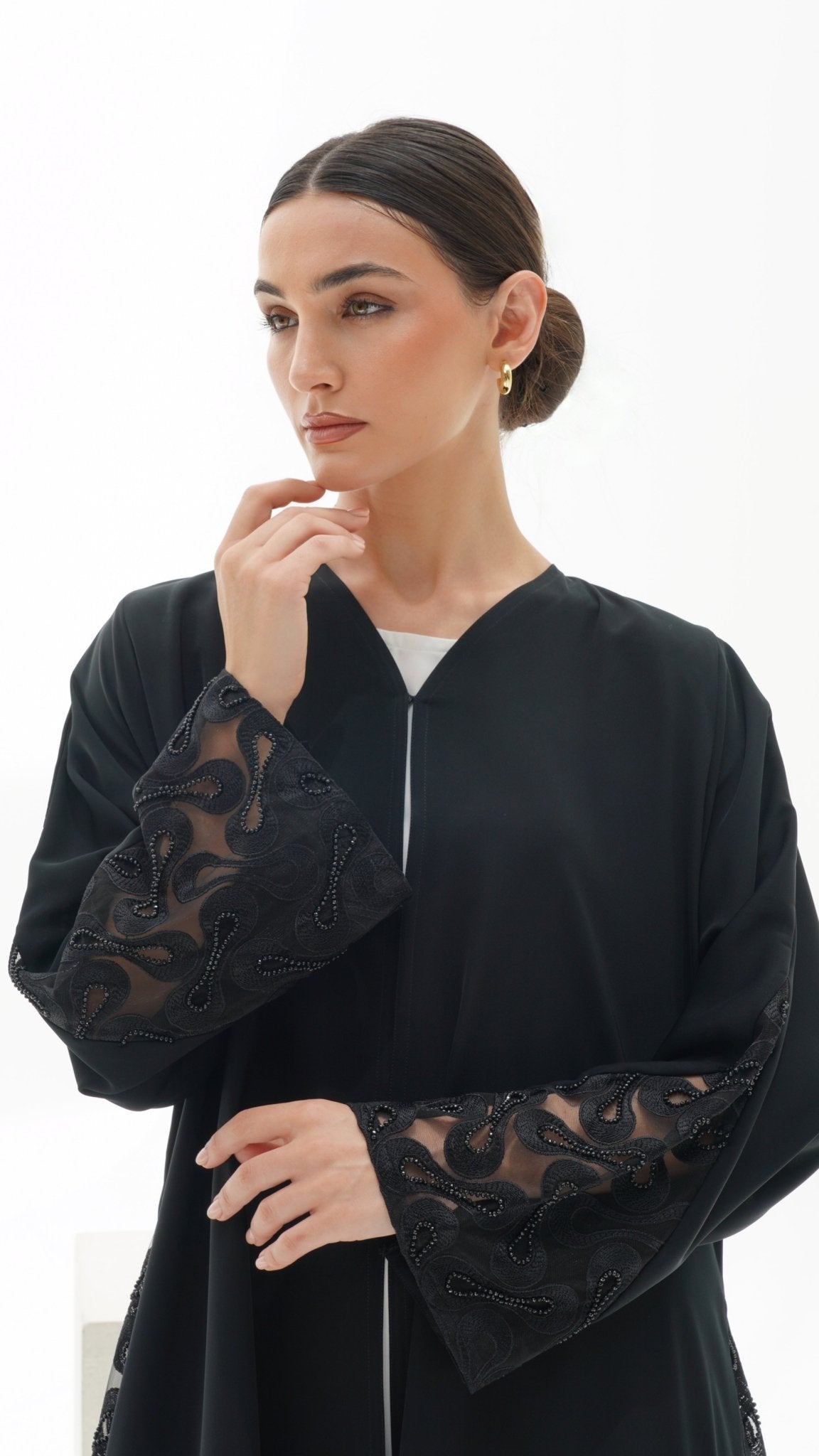 C 1112 Black Abaya