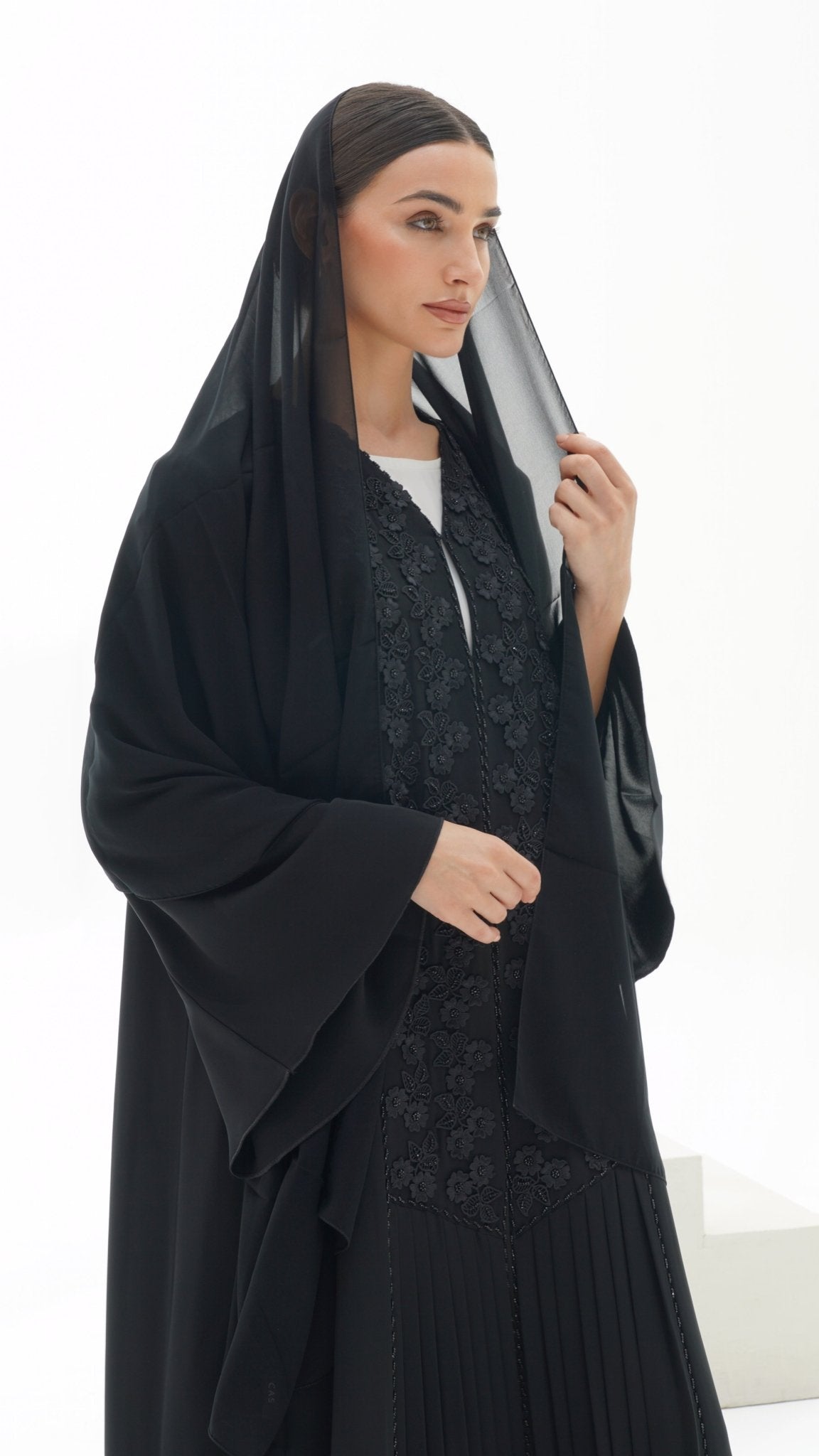C 1116 Black Abaya