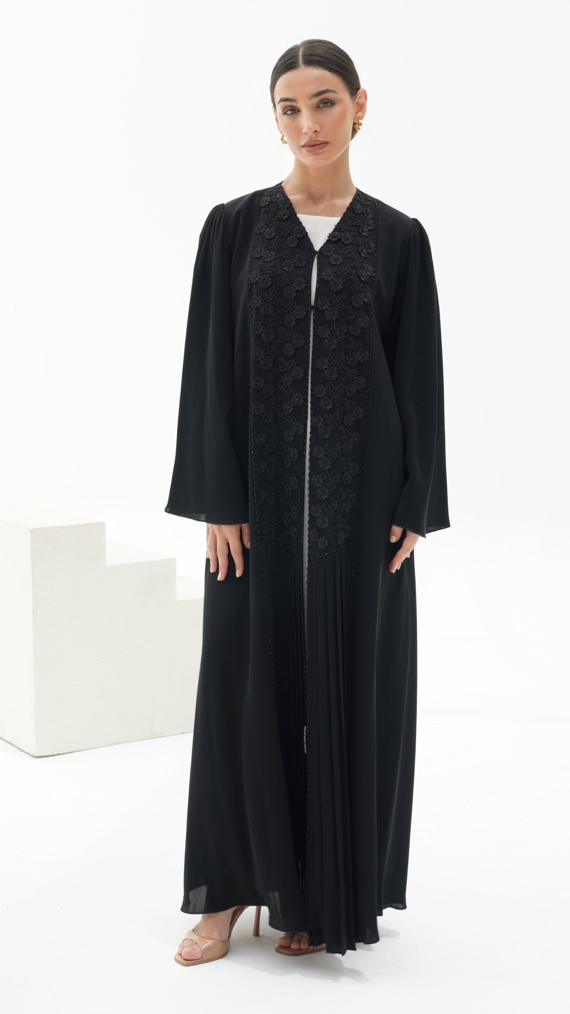 C 1116 Black Abaya