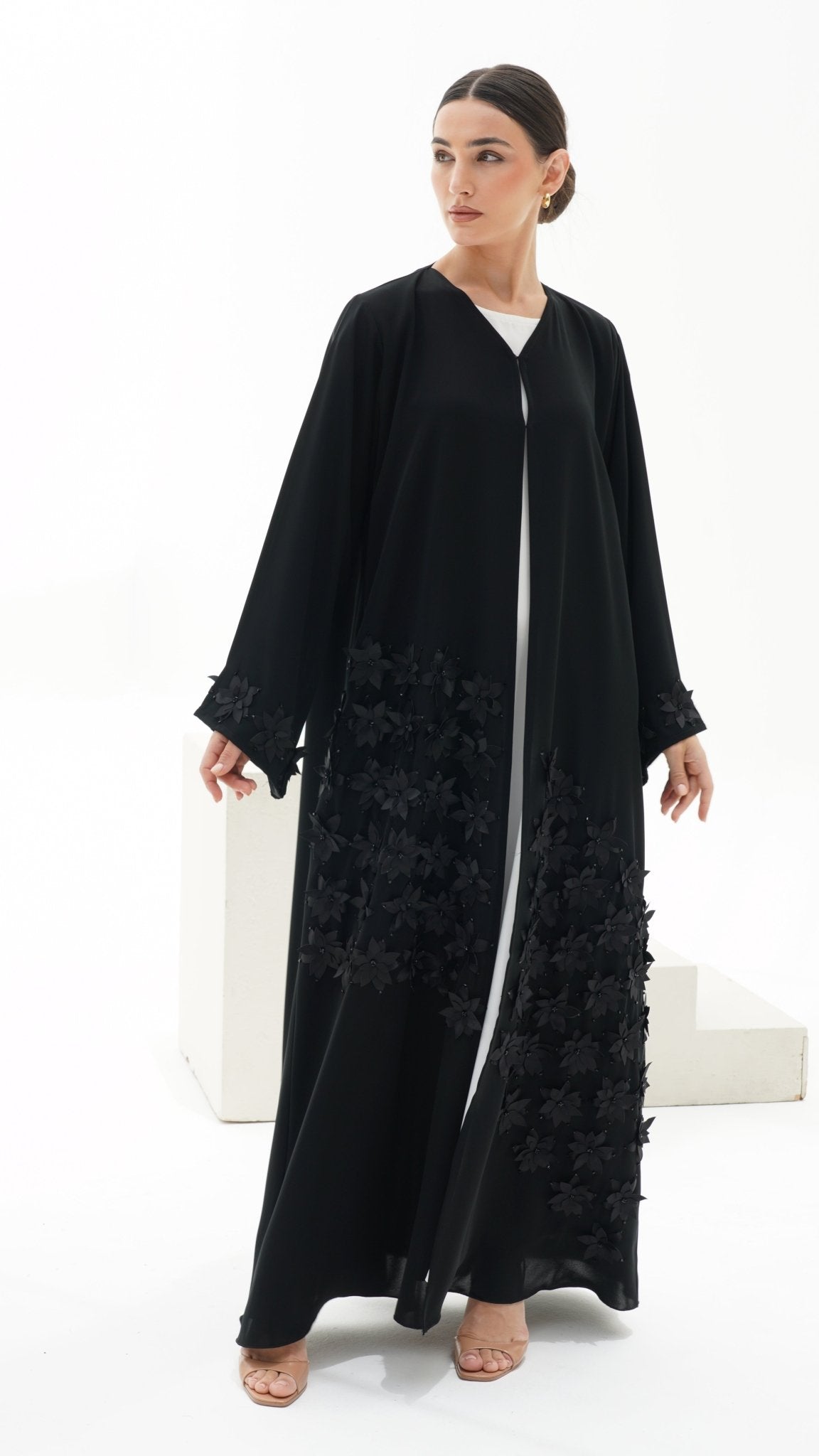 C 1117 Black Abaya
